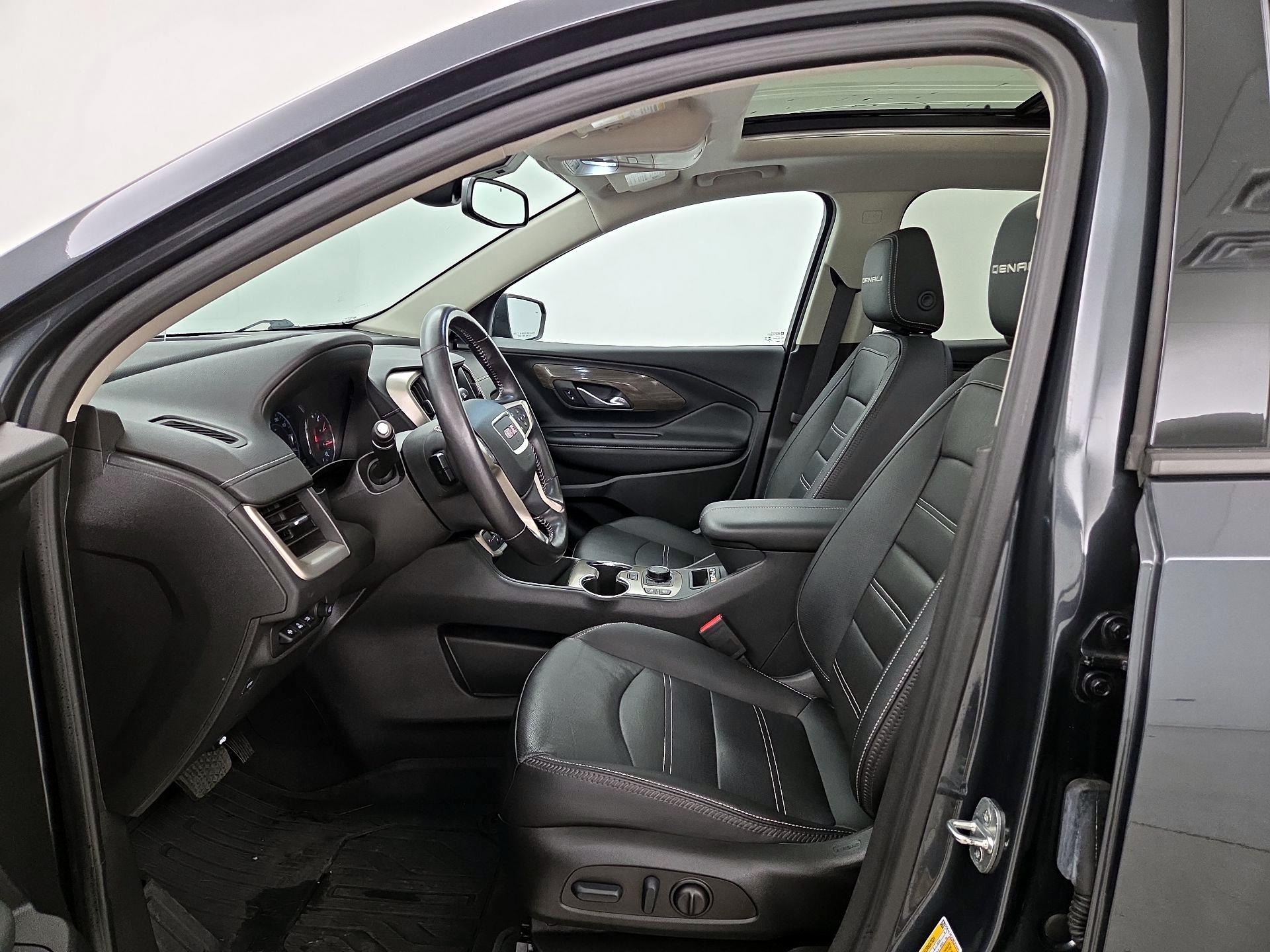 Thumbnail: 2022 GMC Terrain - 11