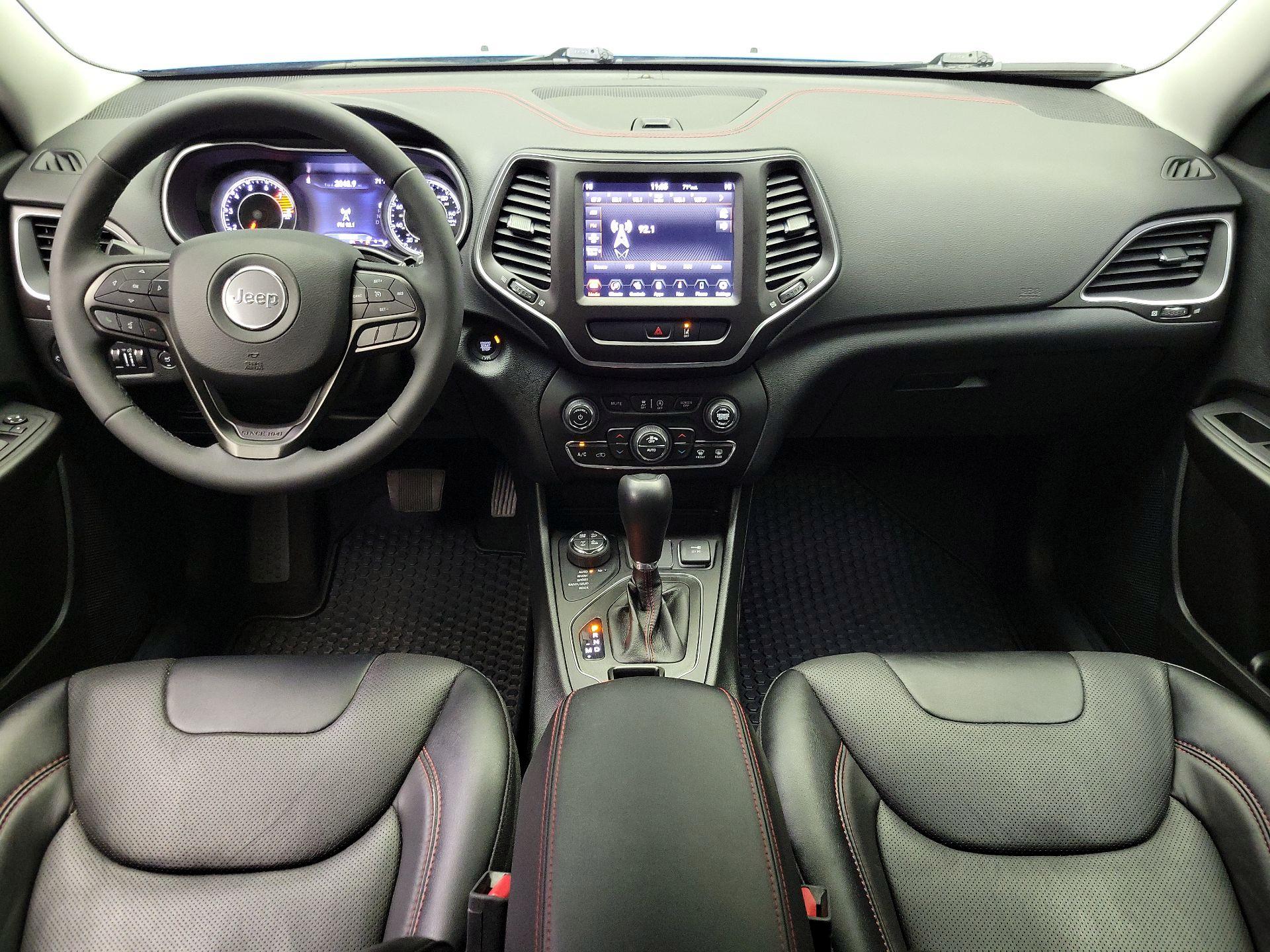 Thumbnail: 2022 Jeep Cherokee - 9