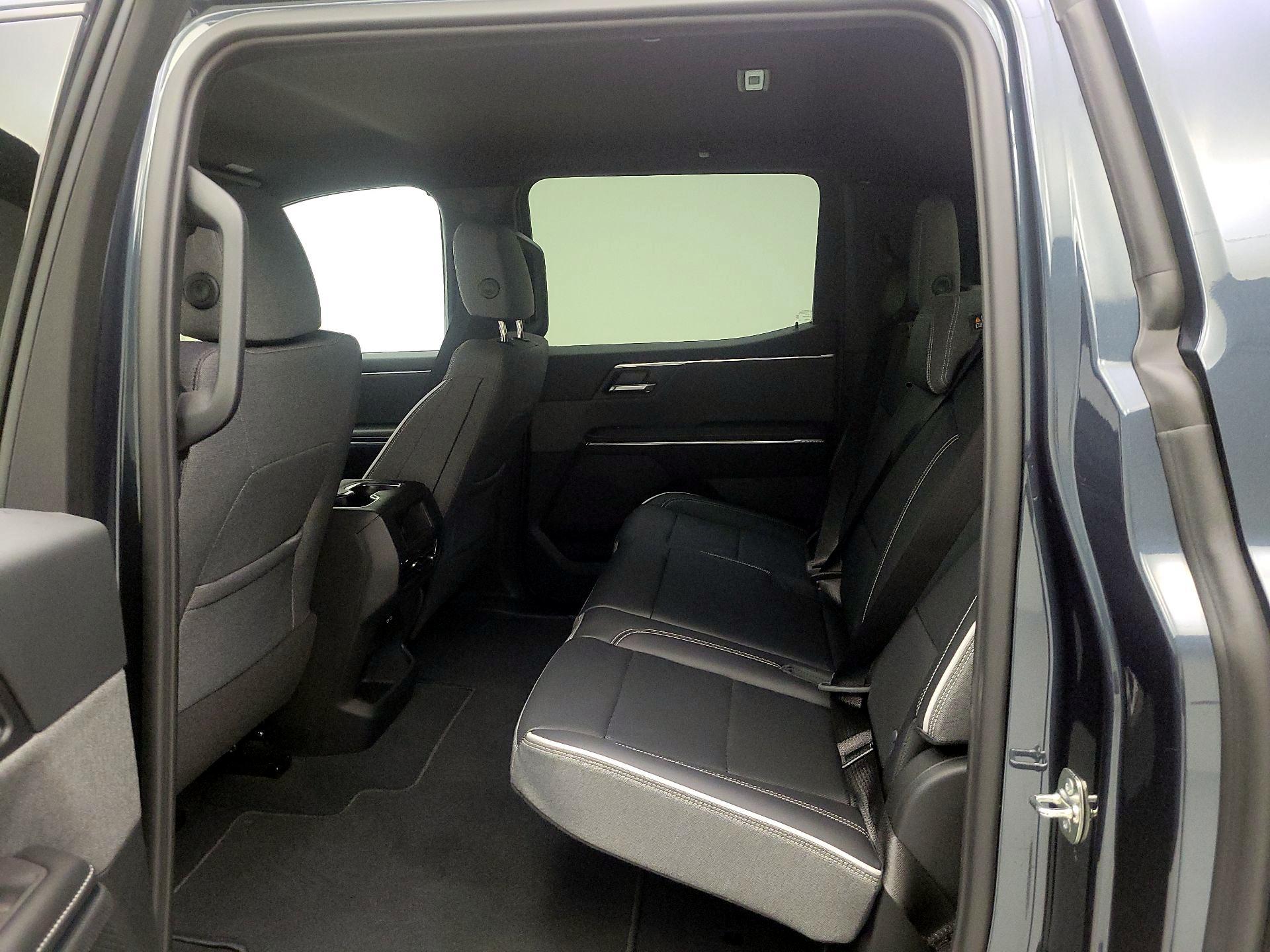 Thumbnail: 2026 GMC Sierra EV - 18