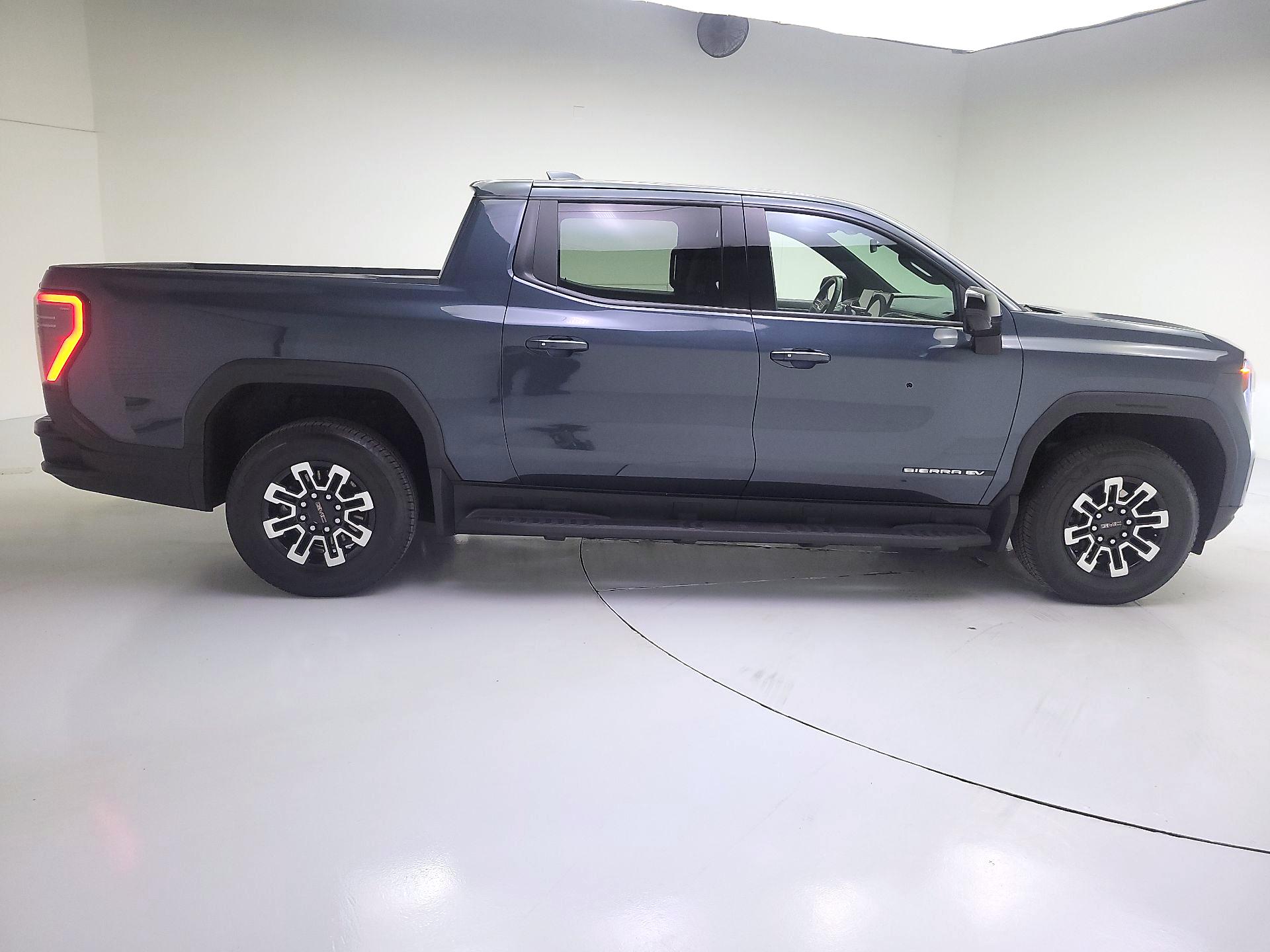 Thumbnail: 2026 GMC Sierra EV - 4