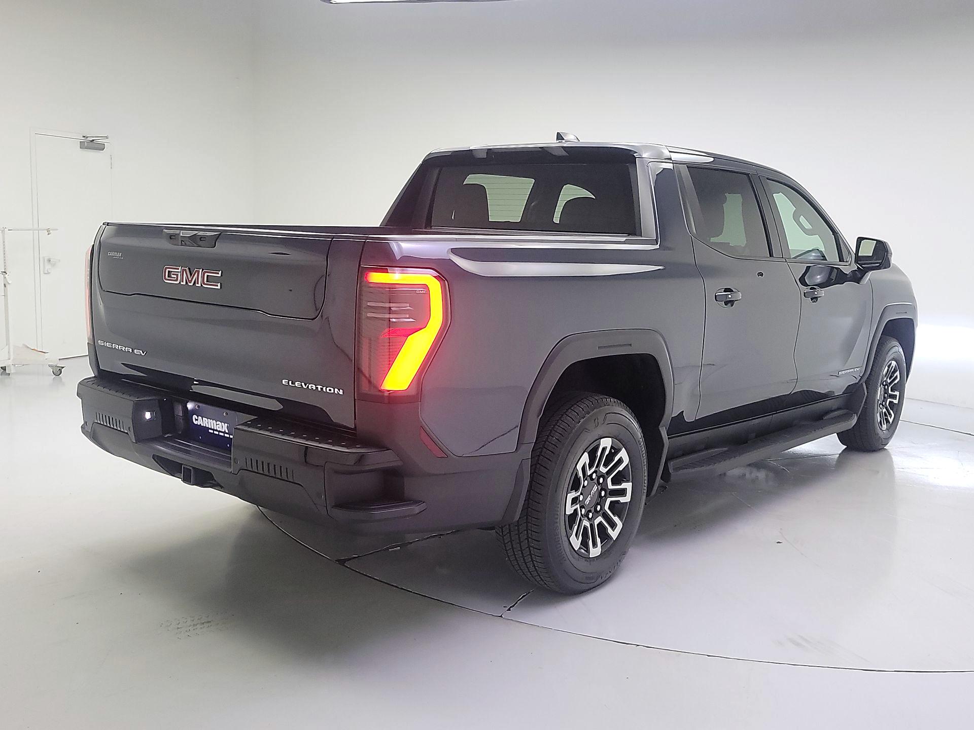 Thumbnail: 2026 GMC Sierra EV - 5
