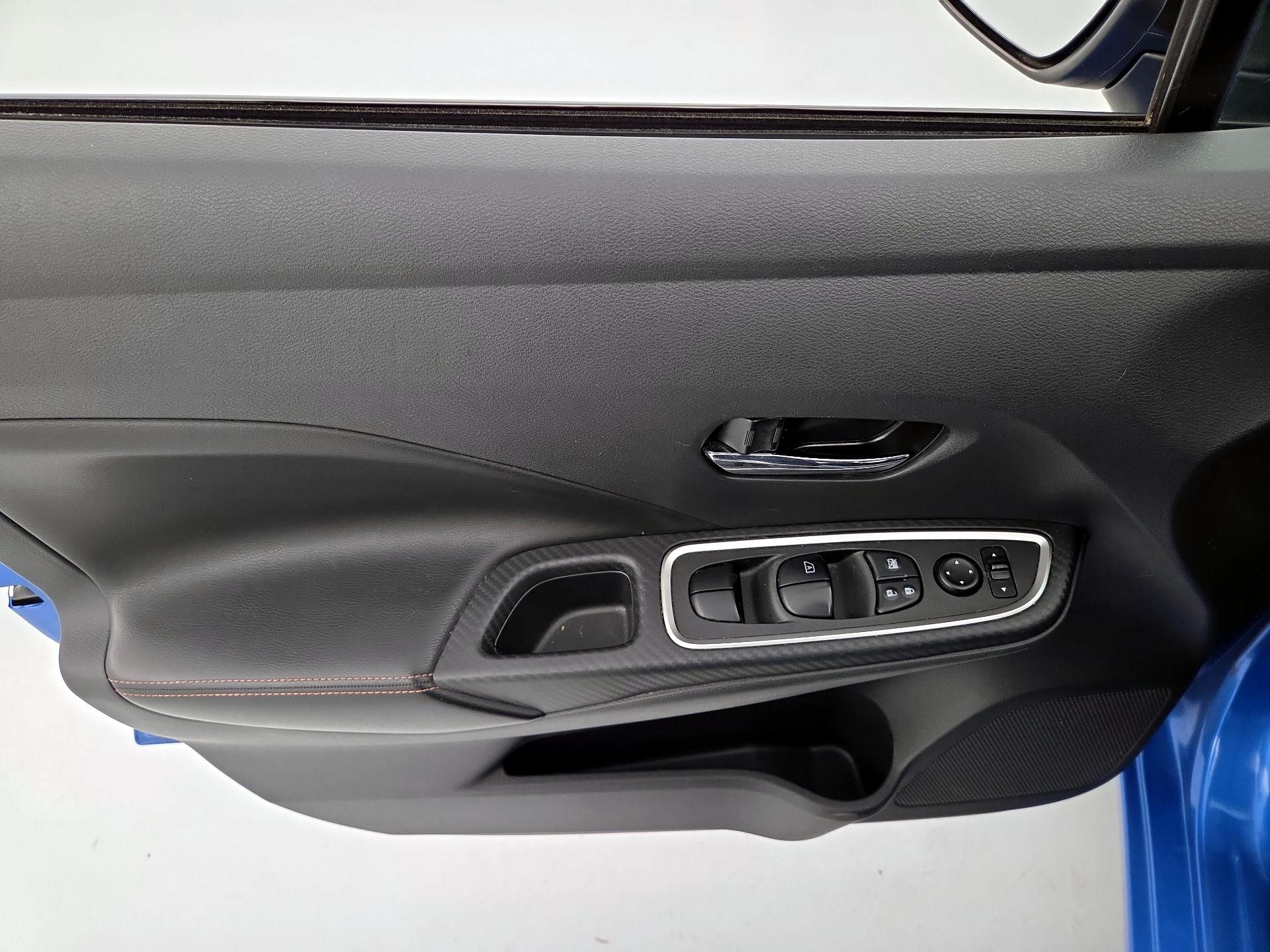 Thumbnail: 2020 Nissan Versa - 12