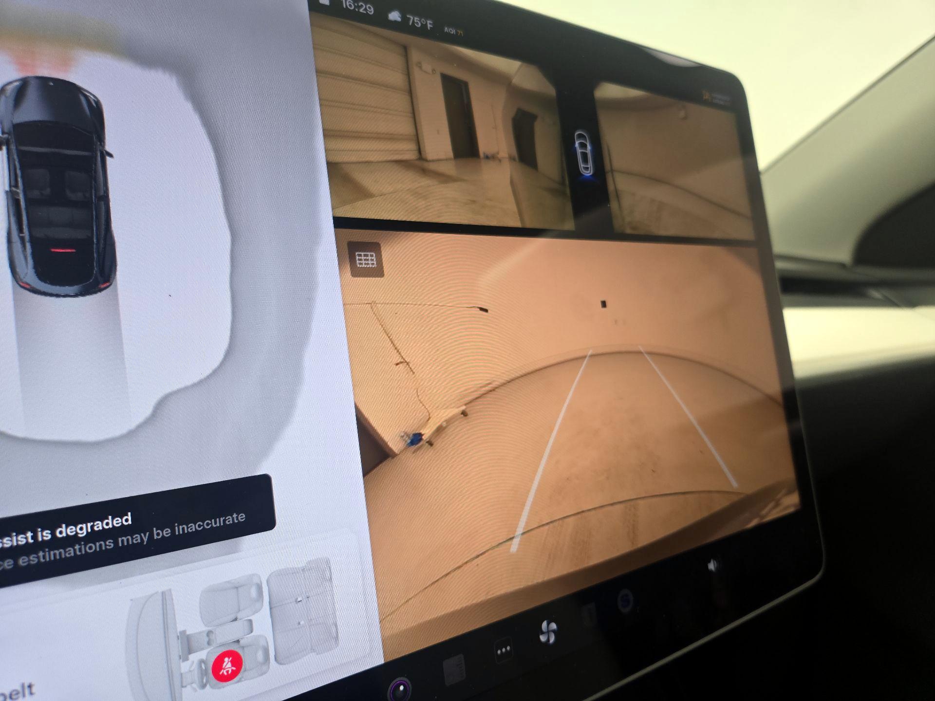Thumbnail: 2023 Tesla Model Y - 14