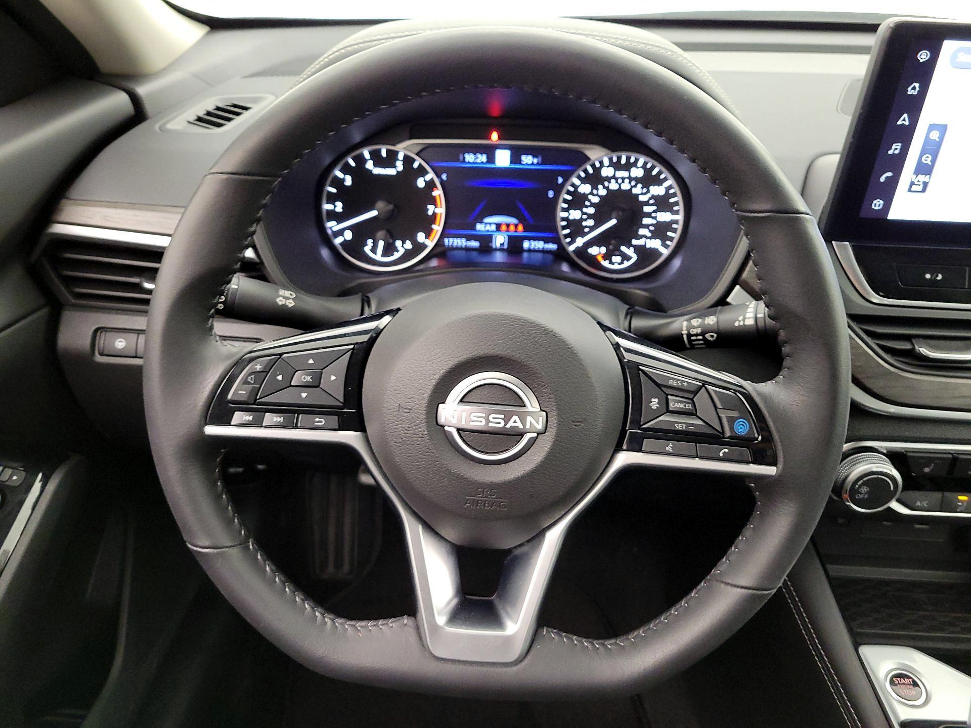 Thumbnail: 2023 Nissan Altima - 10