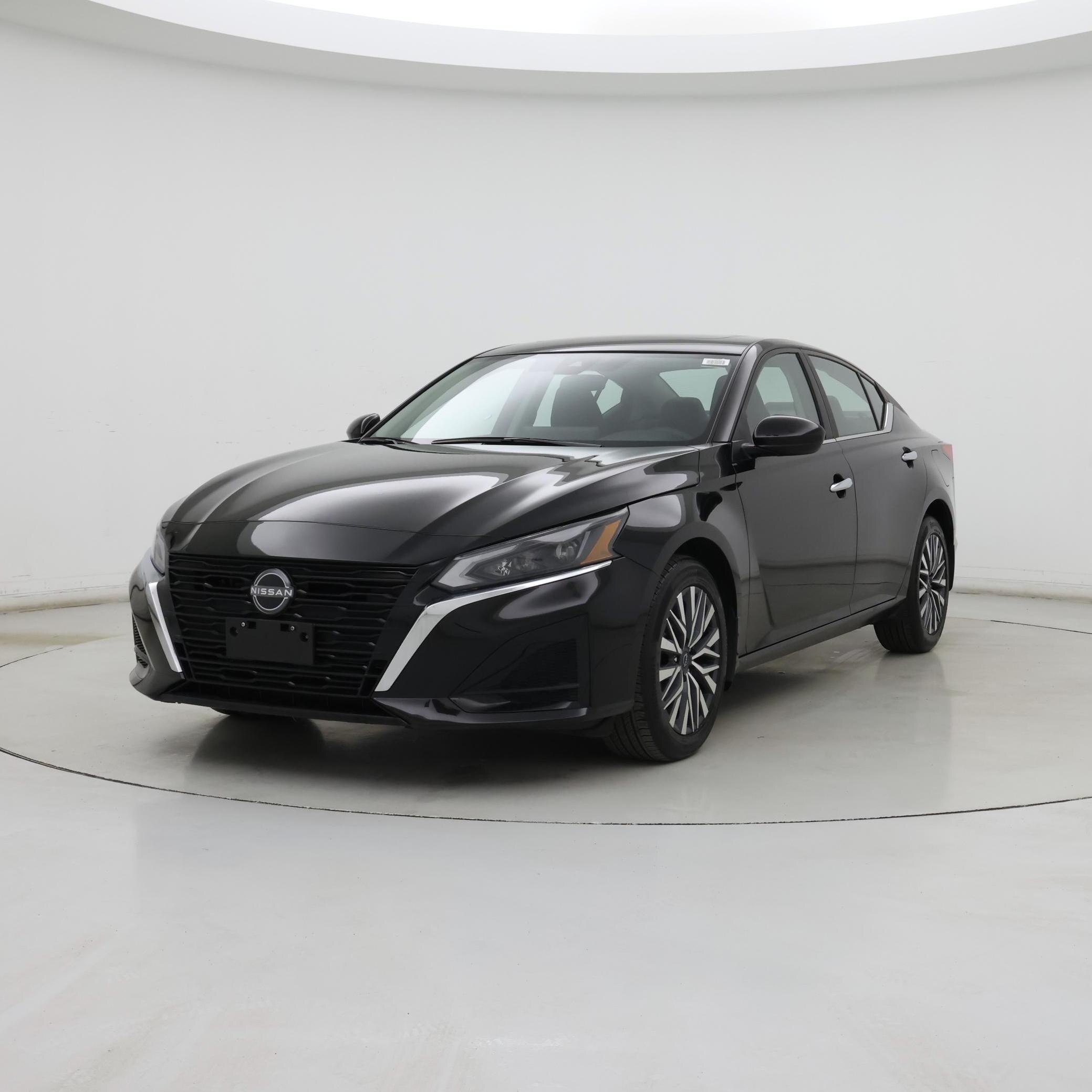 Thumbnail: 2023 Nissan Altima - 4
