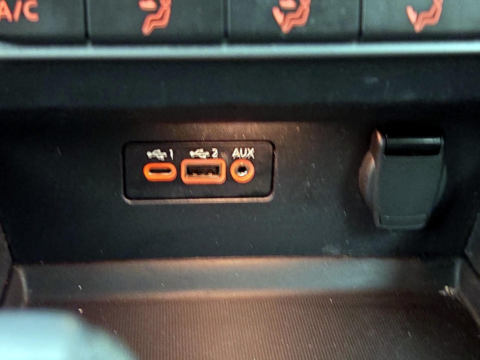 2022 Nissan Altima SR - Photo 19