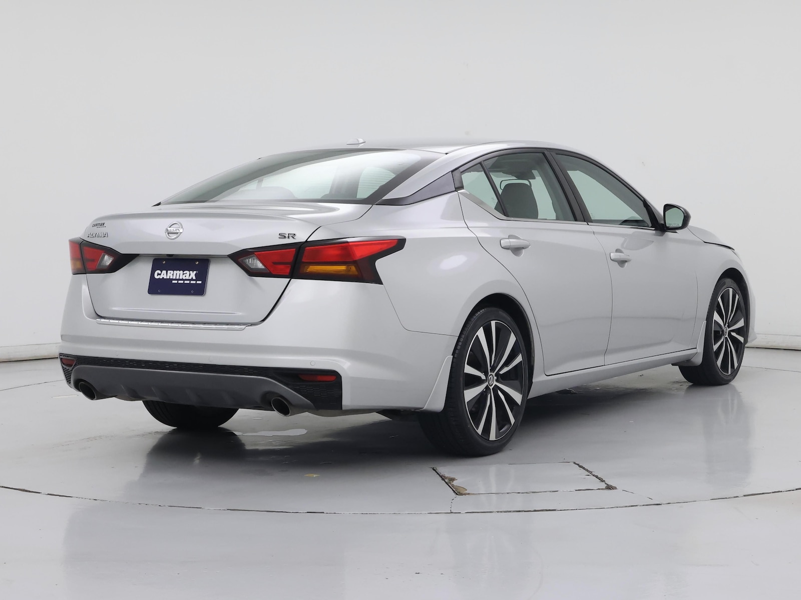 2022 Nissan Altima SR - Photo 9