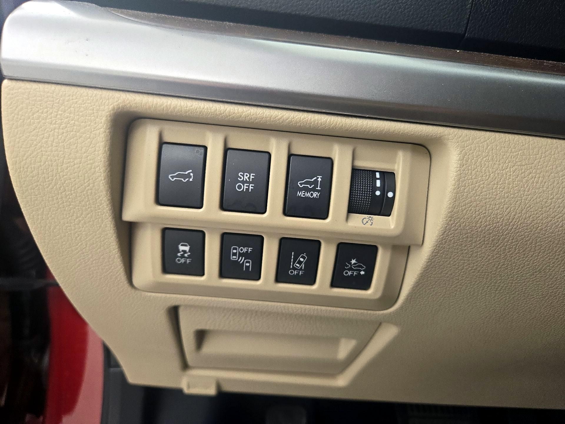 Thumbnail: 2015 Subaru Outback - 13