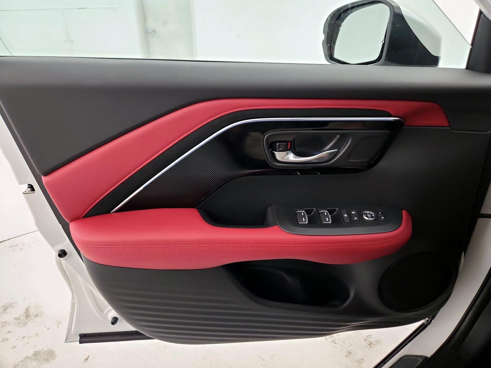 Thumbnail: 2025 Acura ADX - 12