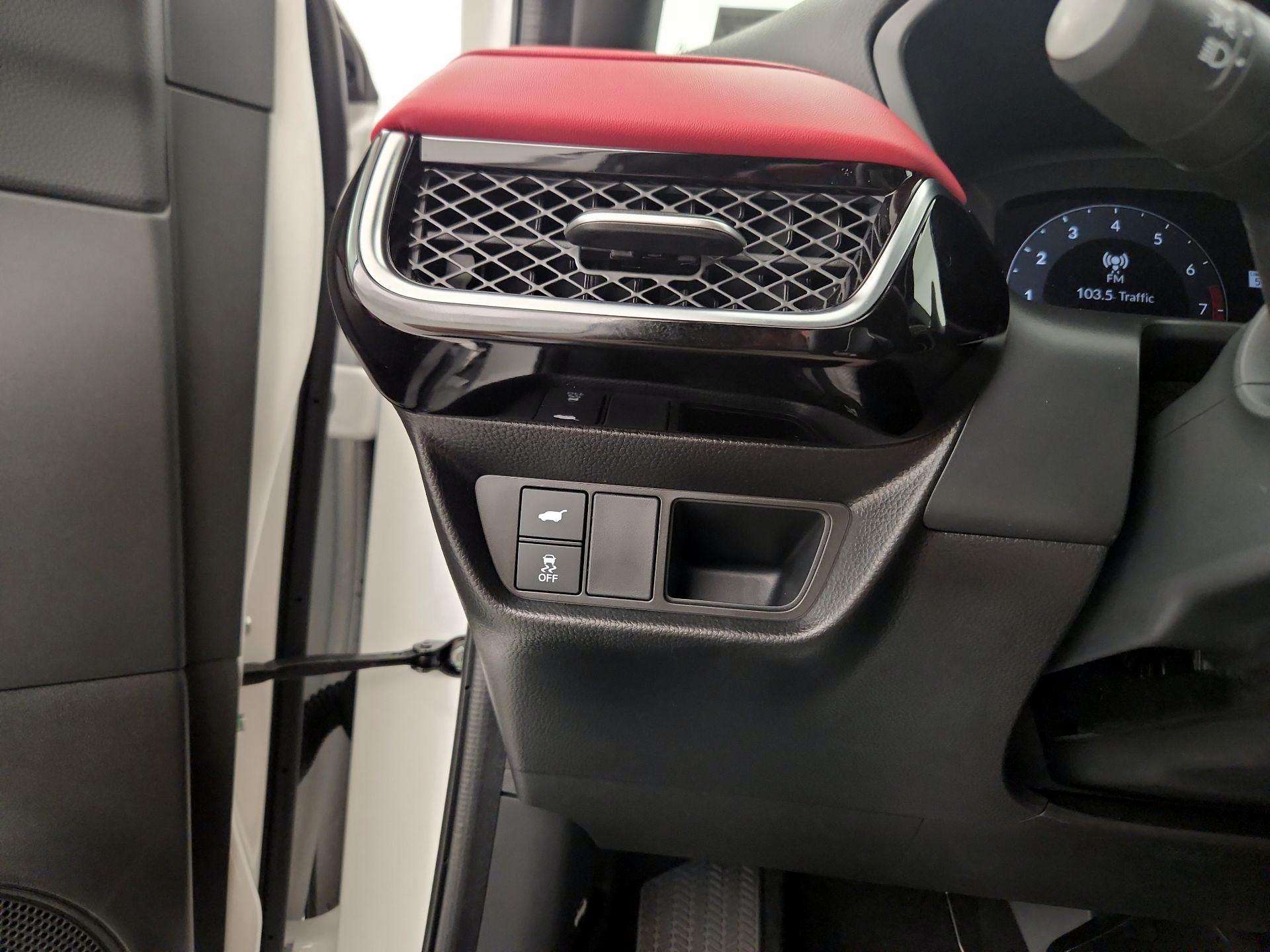 Thumbnail: 2025 Acura ADX - 13