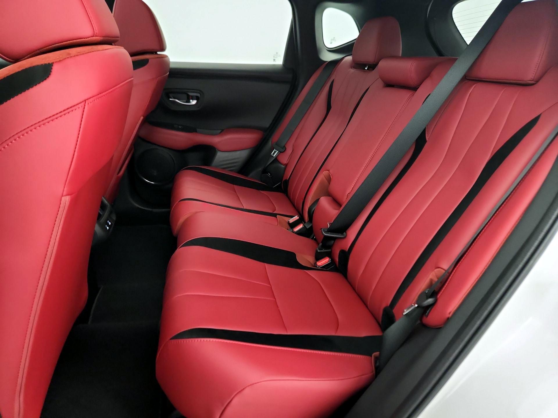 Thumbnail: 2025 Acura ADX - 20