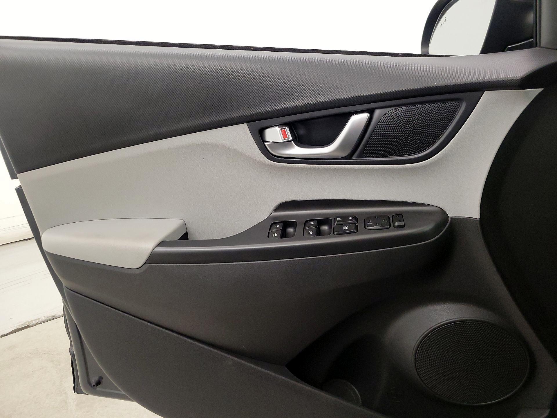 Thumbnail: 2023 Hyundai Kona - 12