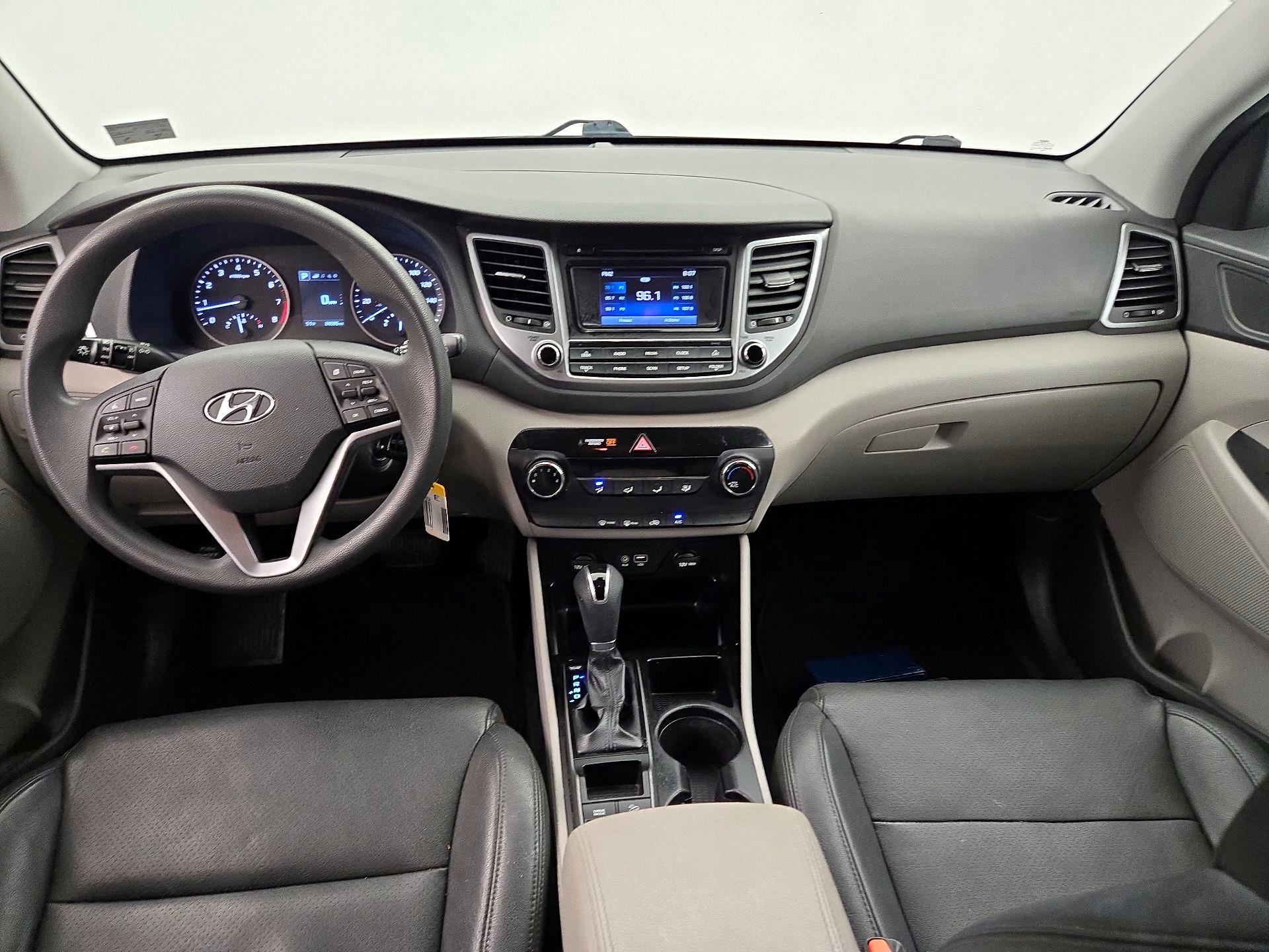 Thumbnail: 2017 Hyundai Tucson - 9