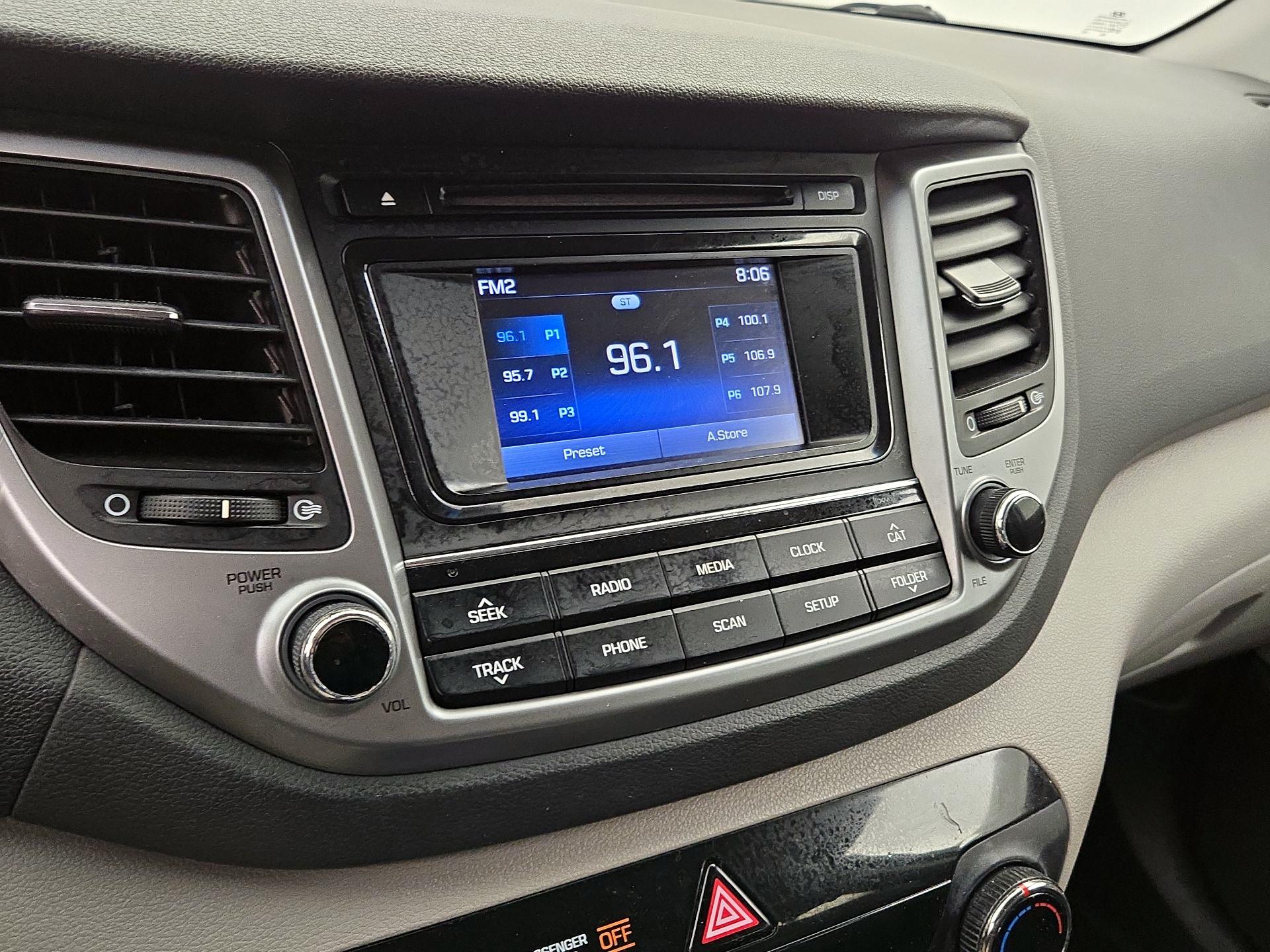 Thumbnail: 2017 Hyundai Tucson - 15