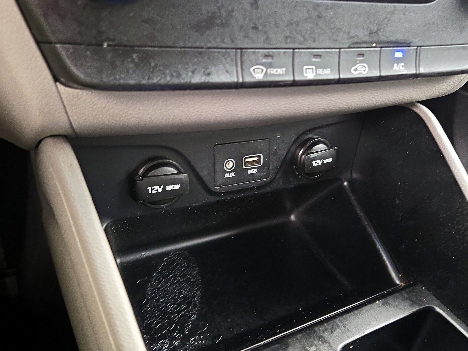 Thumbnail: 2017 Hyundai Tucson - 17