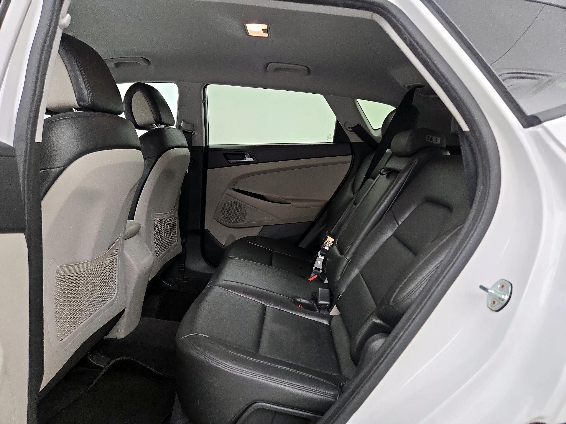 Thumbnail: 2017 Hyundai Tucson - 19