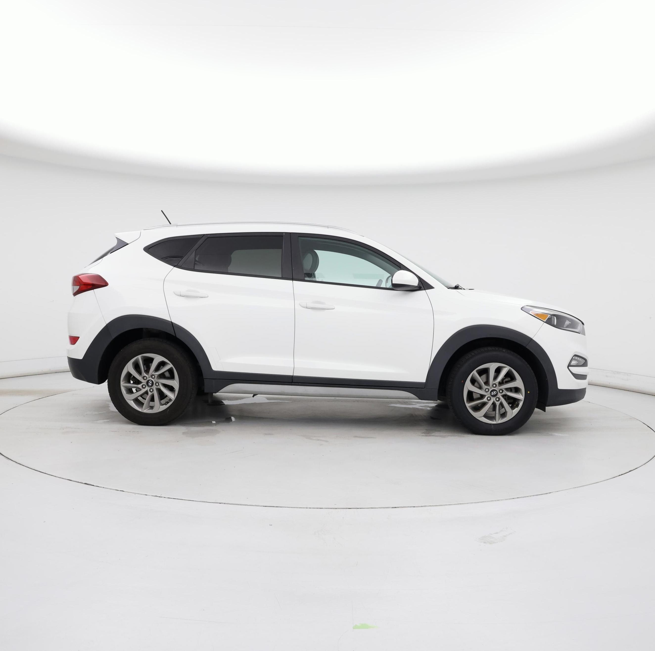 Thumbnail: 2017 Hyundai Tucson - 7