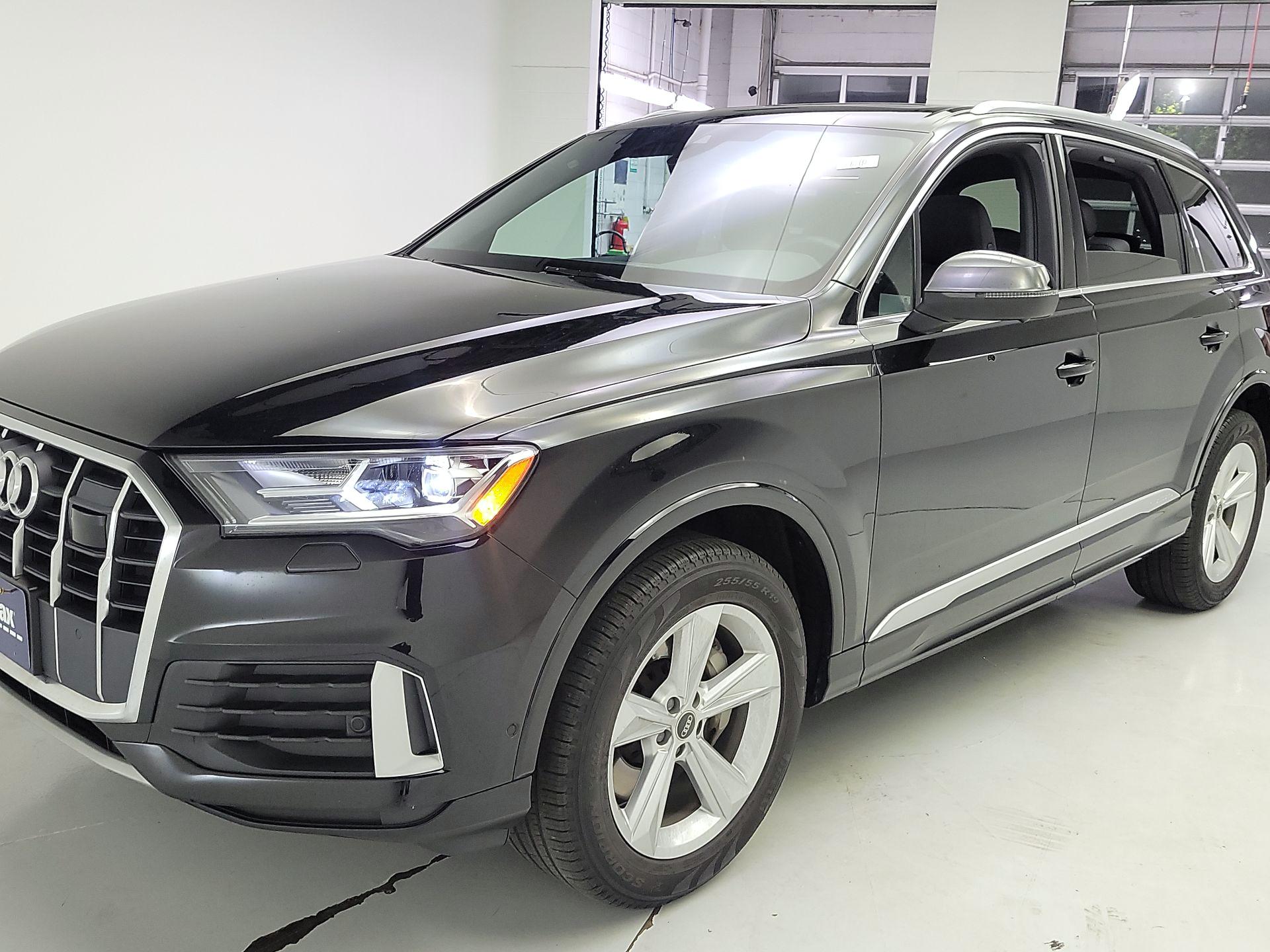 Thumbnail: 2023 Audi Q7 - 3