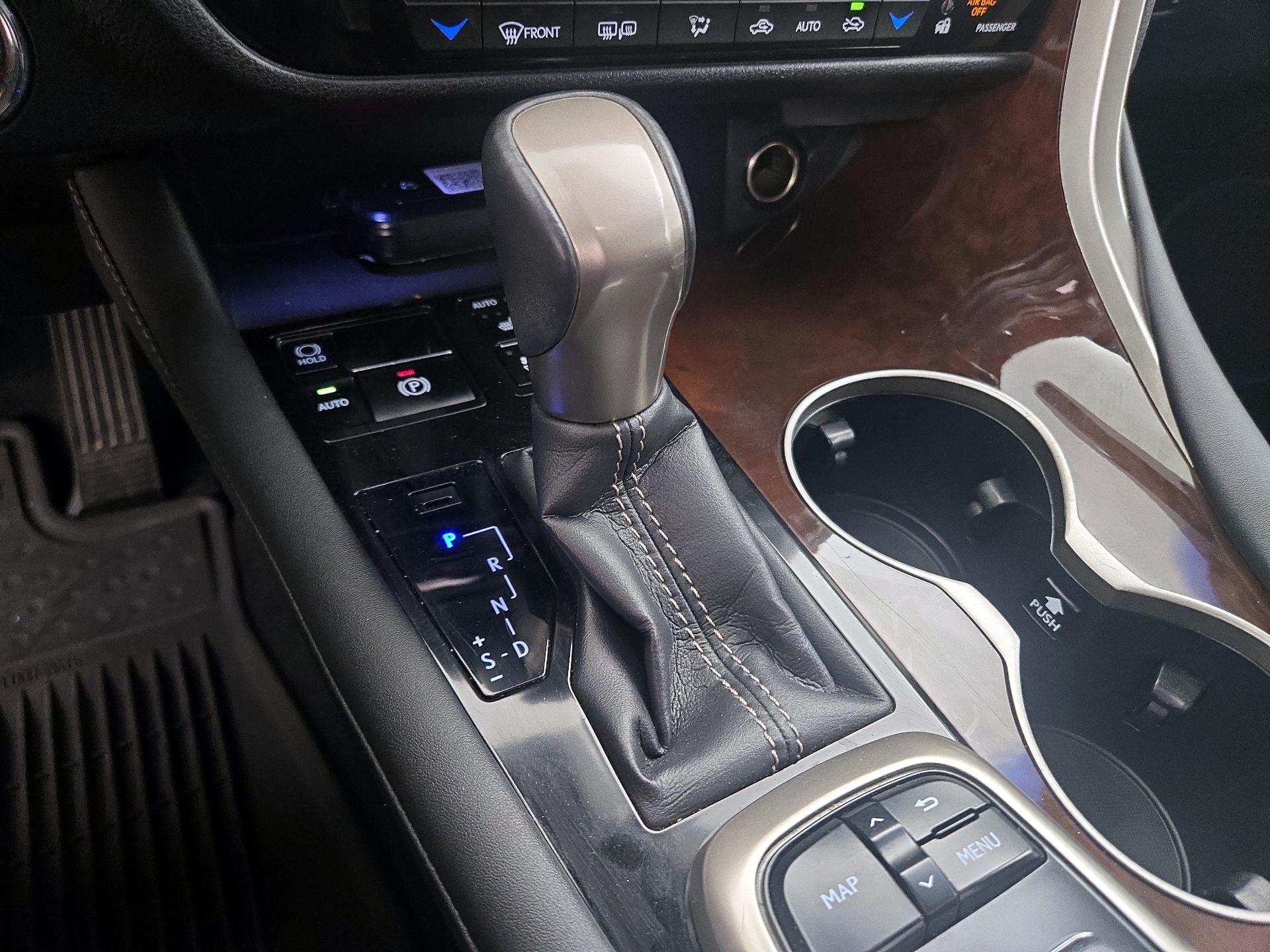 Thumbnail: 2016 Lexus RX - 18