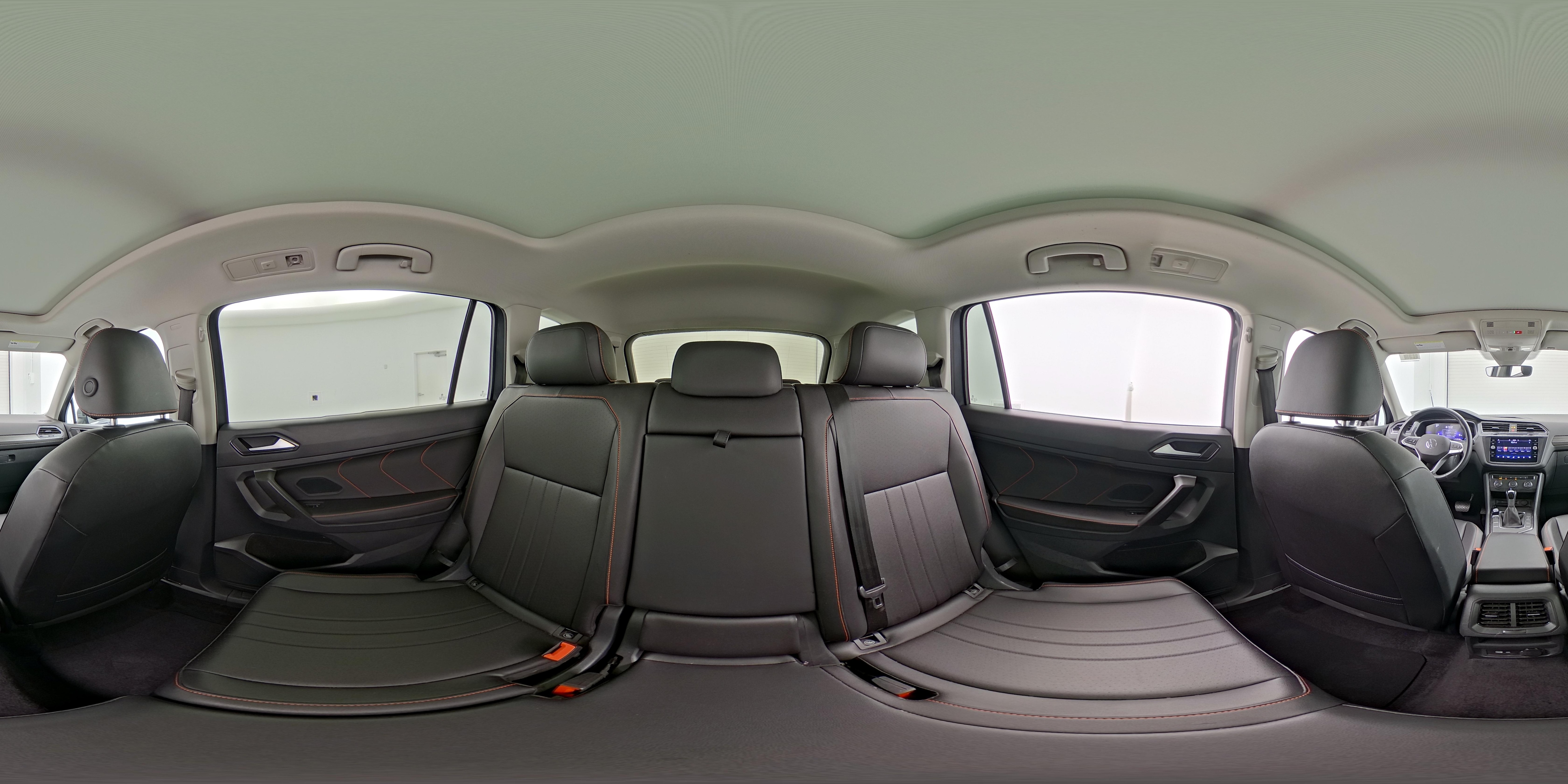 2024 Volkswagen Tiguan Wolfsburg Edition - Photo 29