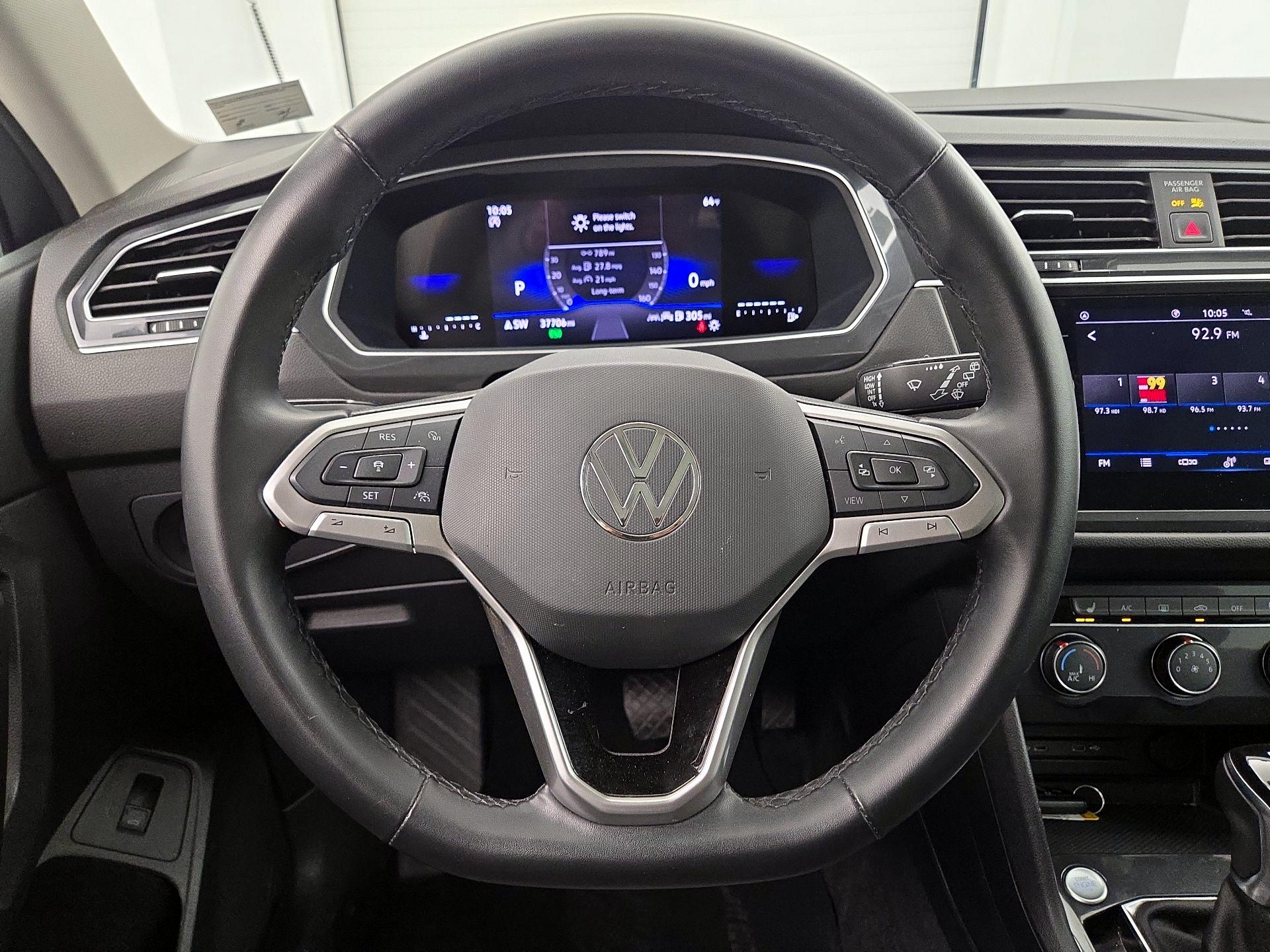 Thumbnail: 2024 Volkswagen Tiguan - 10