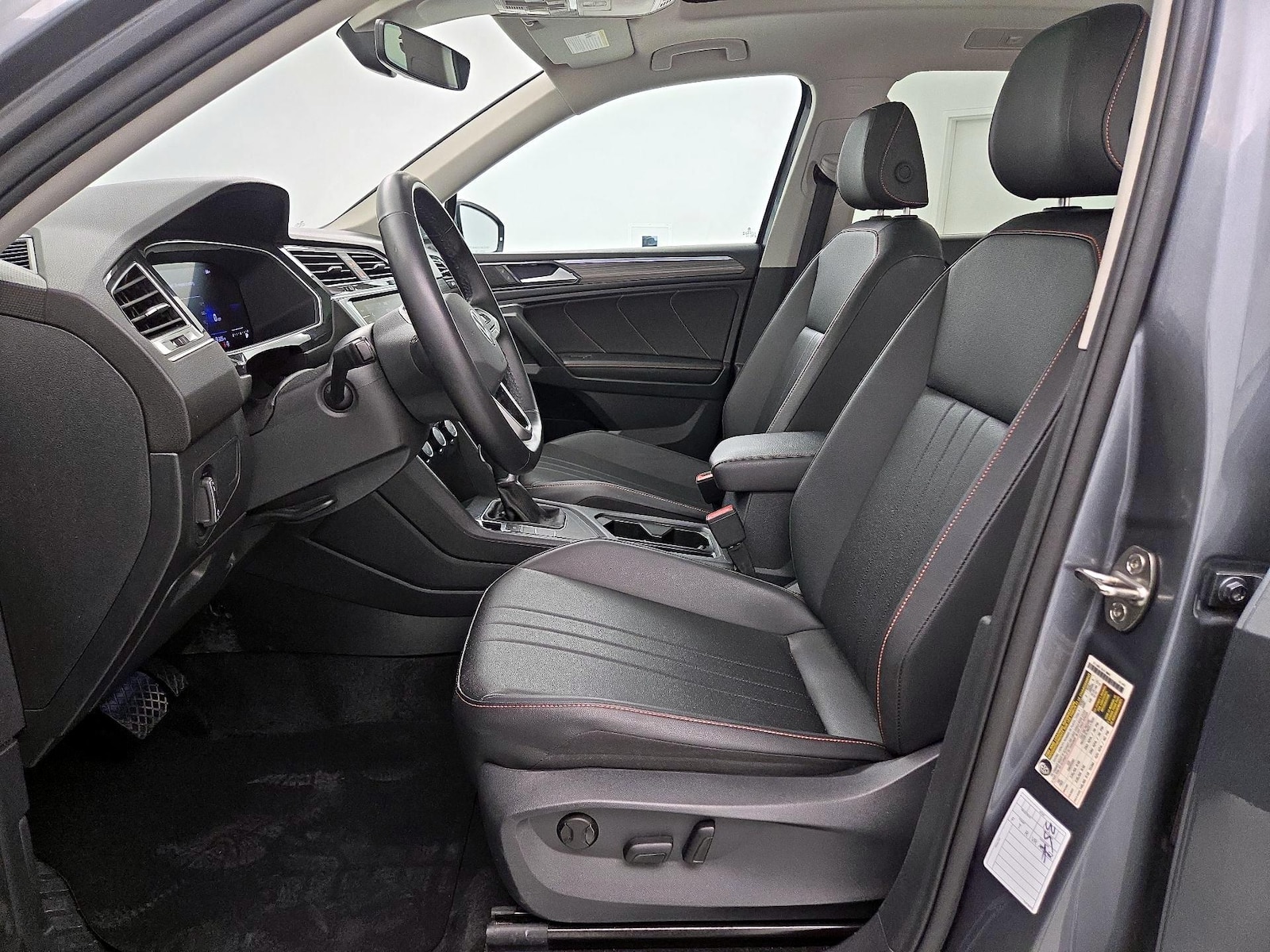 2024 Volkswagen Tiguan Wolfsburg Edition - Photo 12