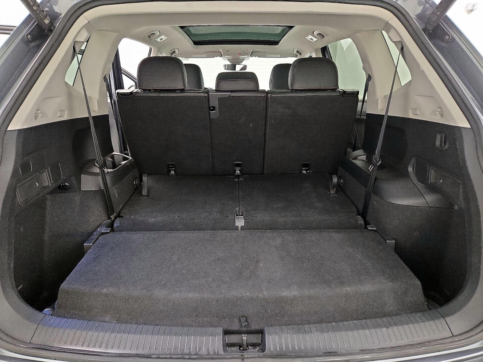 2024 Volkswagen Tiguan Wolfsburg Edition - Photo 24