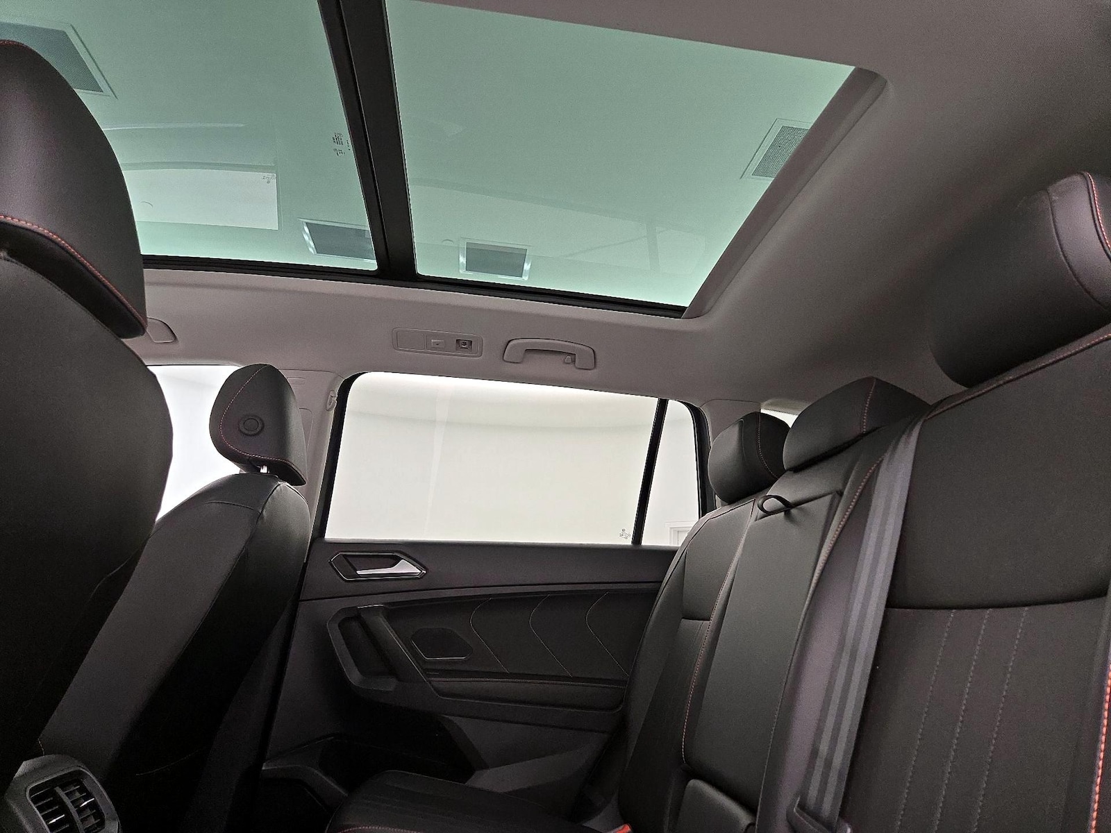 2024 Volkswagen Tiguan Wolfsburg Edition - Photo 26