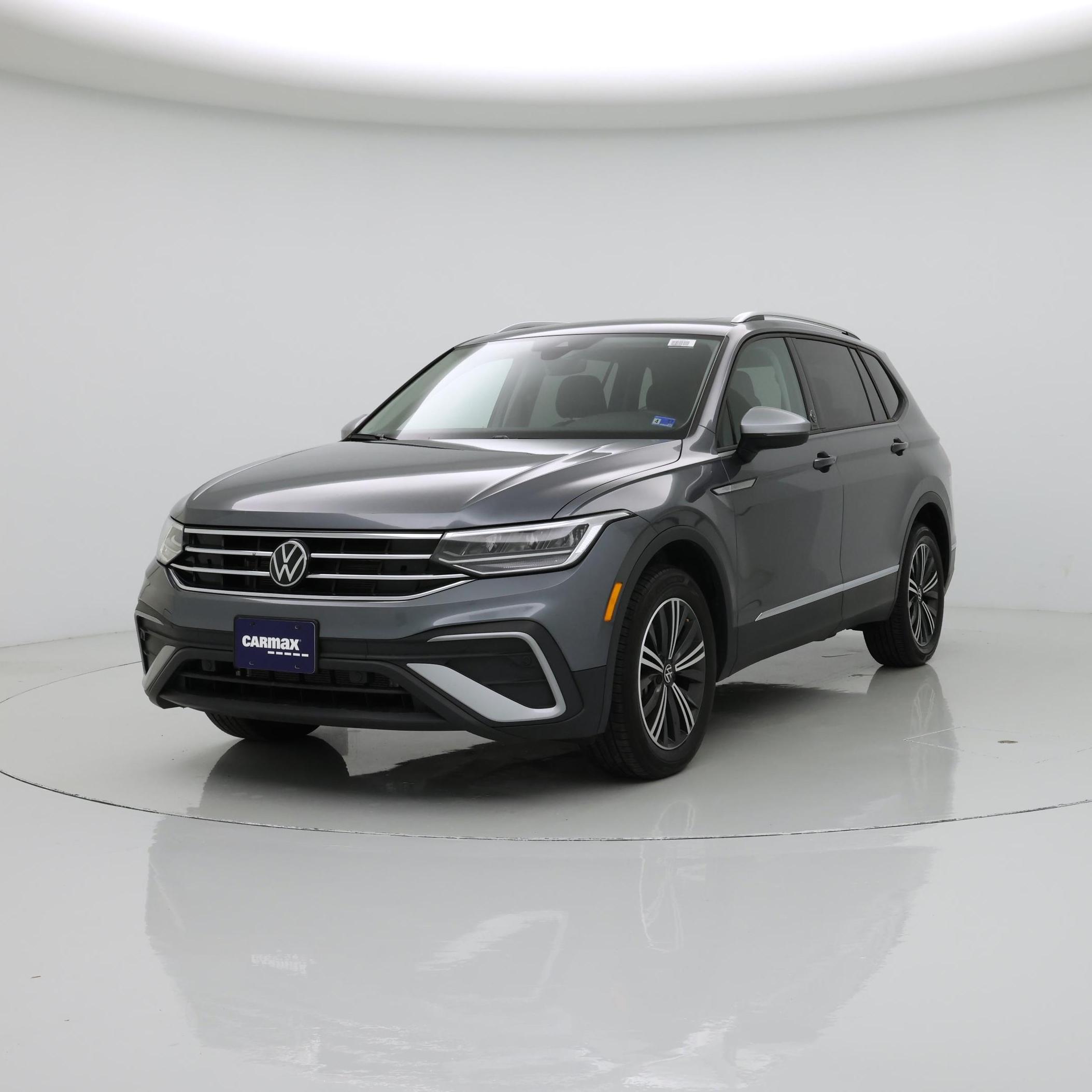 Thumbnail: 2024 Volkswagen Tiguan - 4