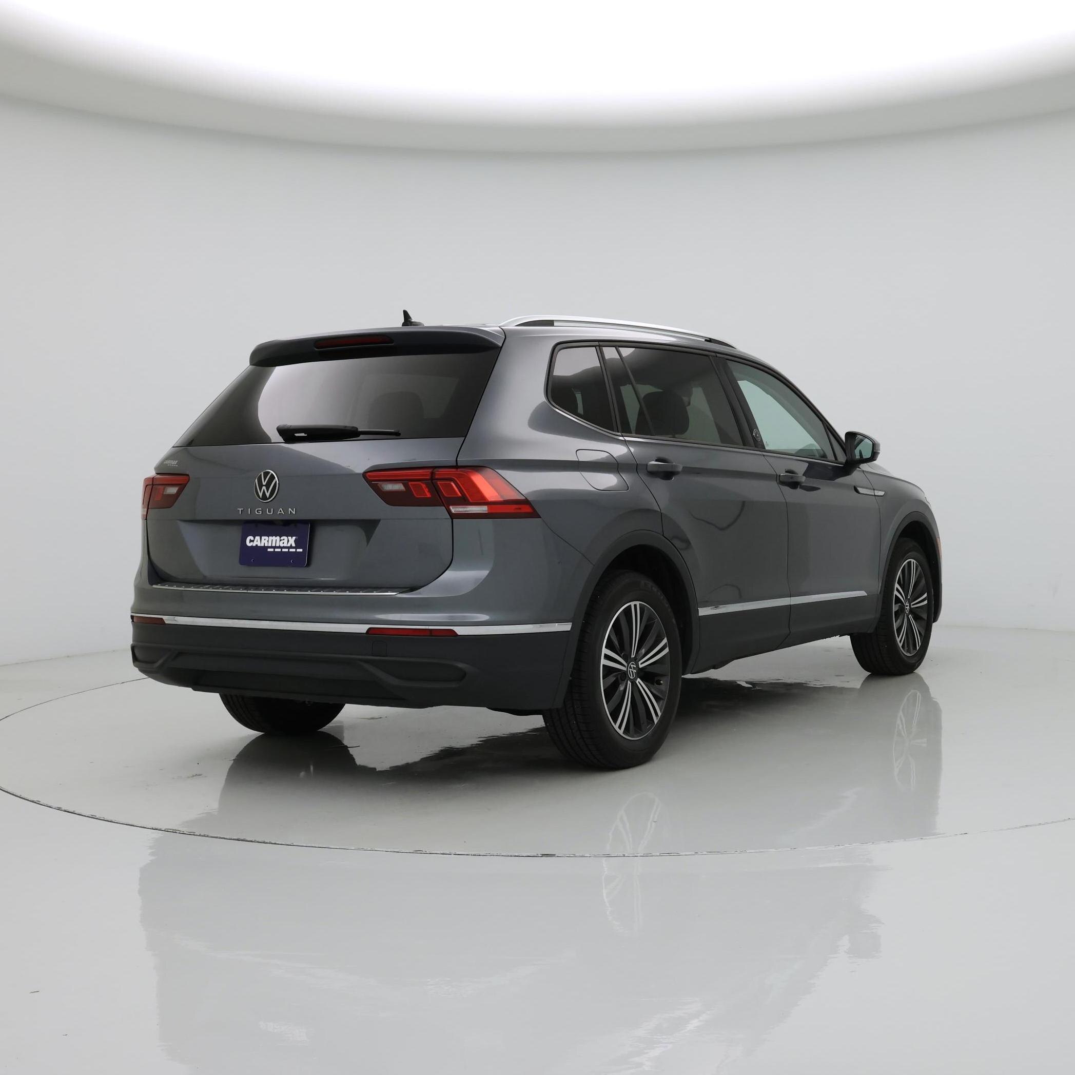 Thumbnail: 2024 Volkswagen Tiguan - 8