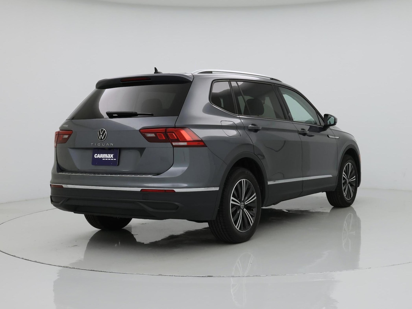 2024 Volkswagen Tiguan Wolfsburg Edition - Photo 9