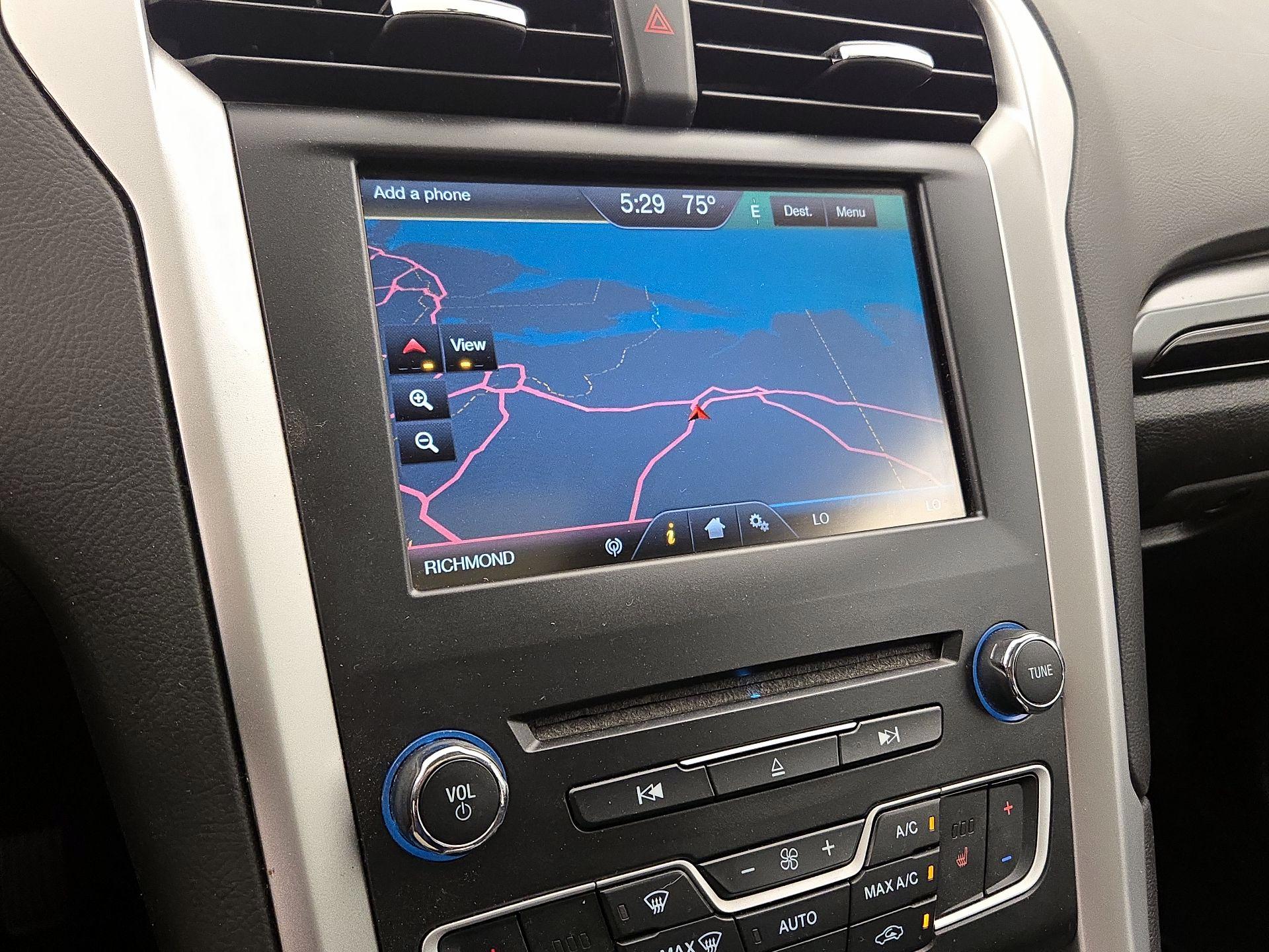 Thumbnail: 2016 Ford Fusion - 14