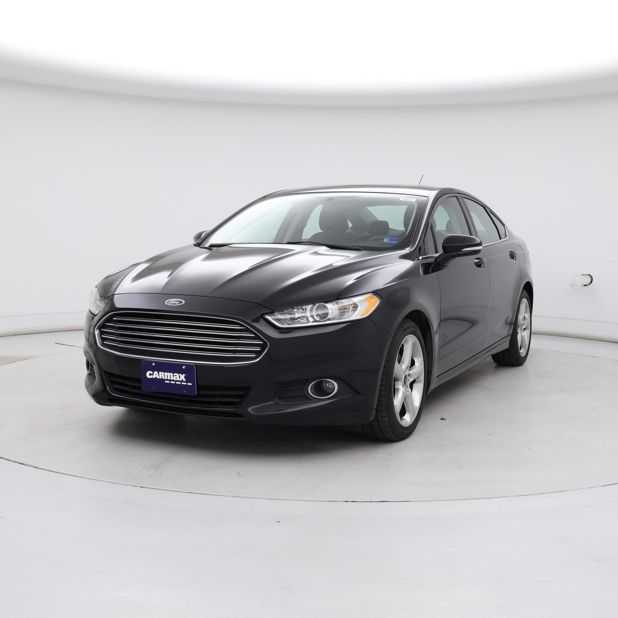 Thumbnail: 2016 Ford Fusion - 4