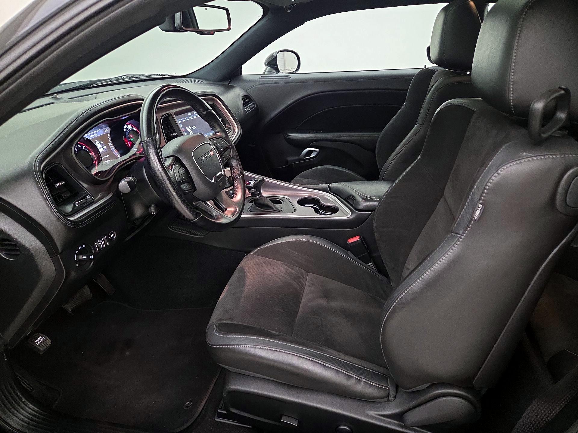 Thumbnail: 2022 Dodge Challenger - 11