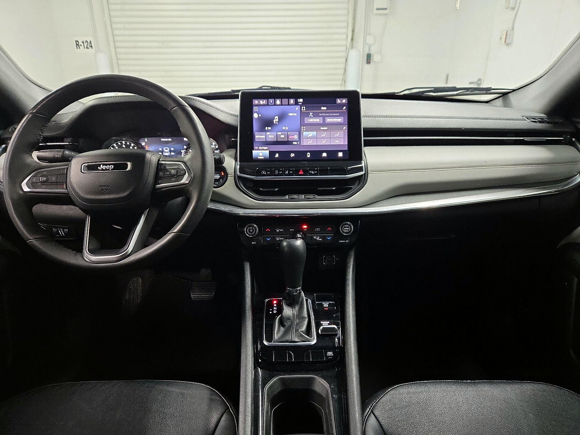 Thumbnail: 2023 Jeep Compass - 9