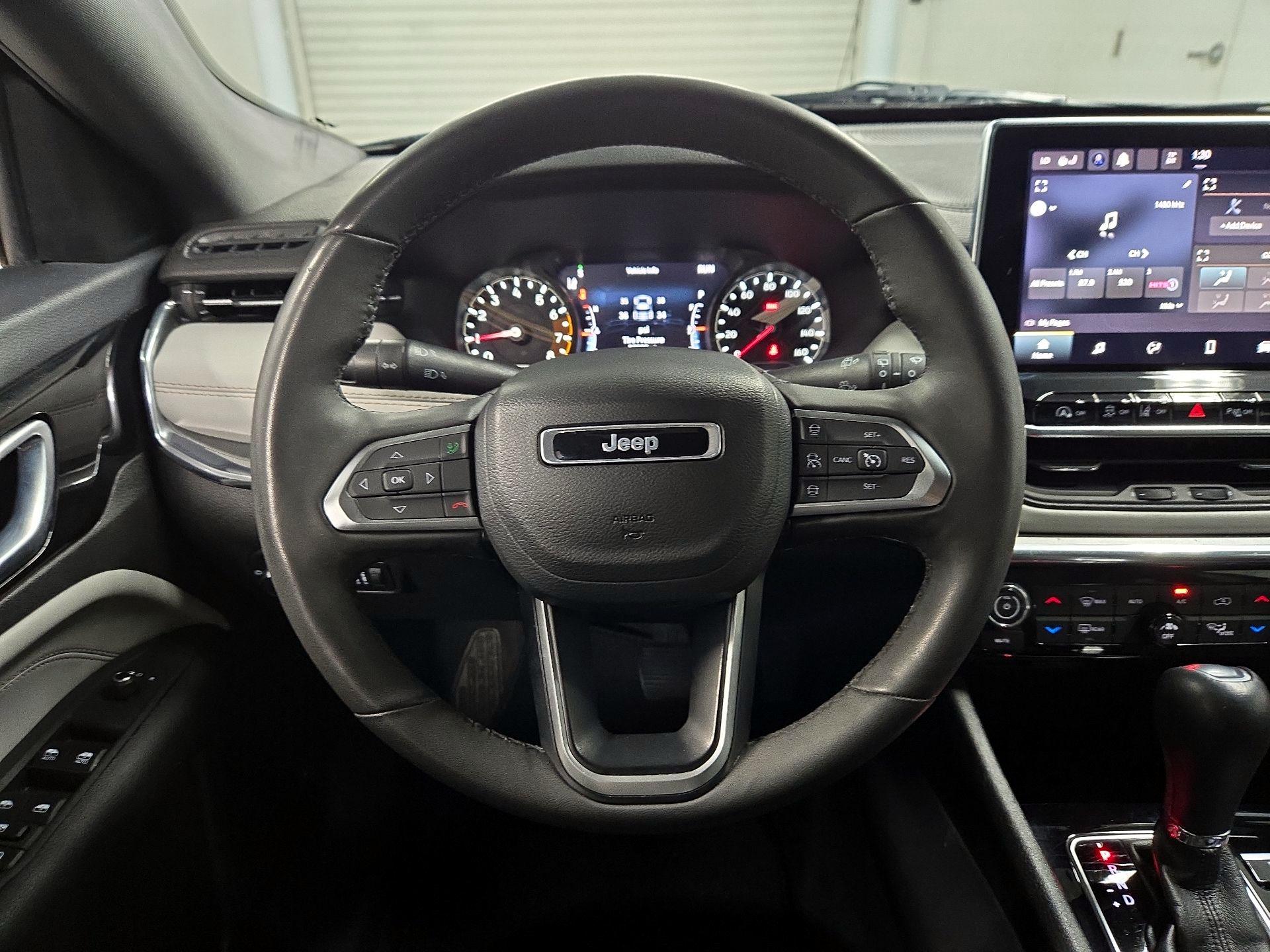 Thumbnail: 2023 Jeep Compass - 10