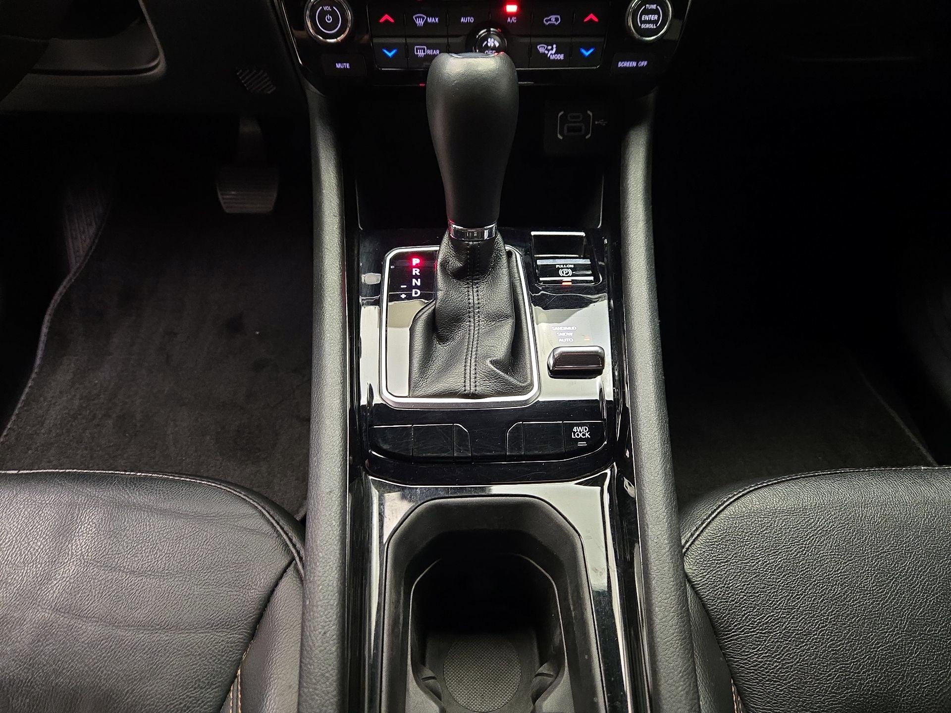 Thumbnail: 2023 Jeep Compass - 17