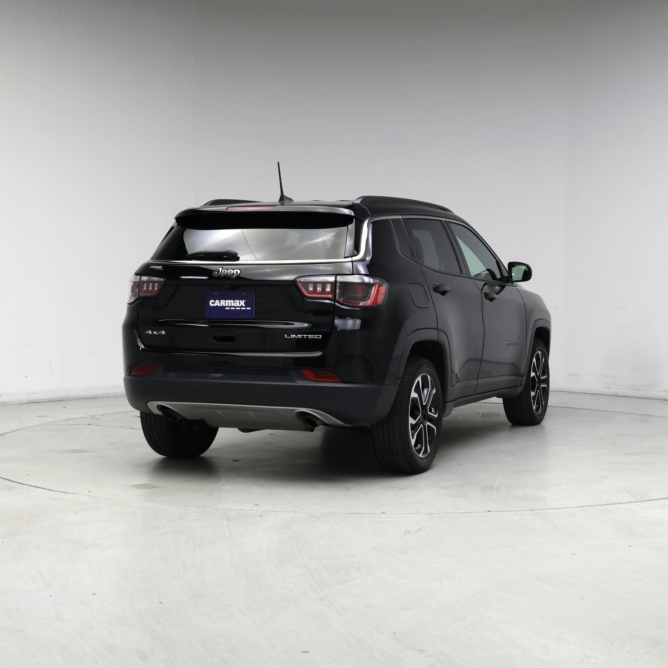 Thumbnail: 2023 Jeep Compass - 8