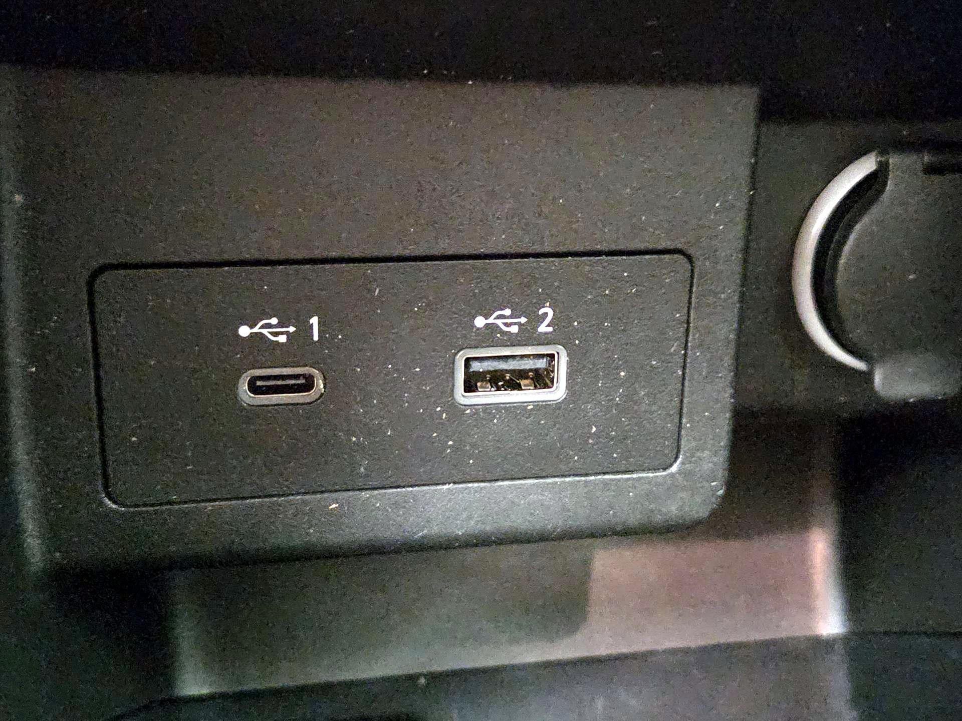 Thumbnail: 2023 Nissan Kicks - 17