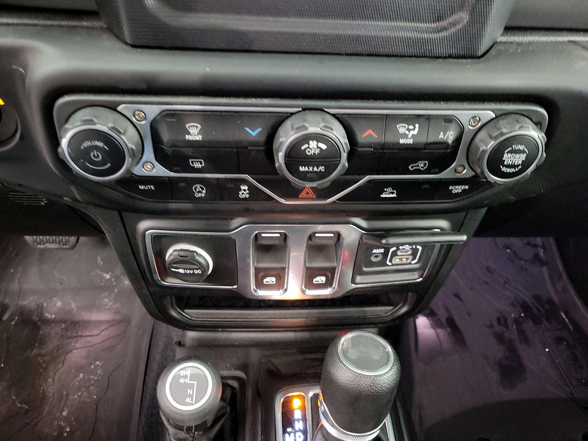 Thumbnail: 2023 Jeep Wrangler - 16