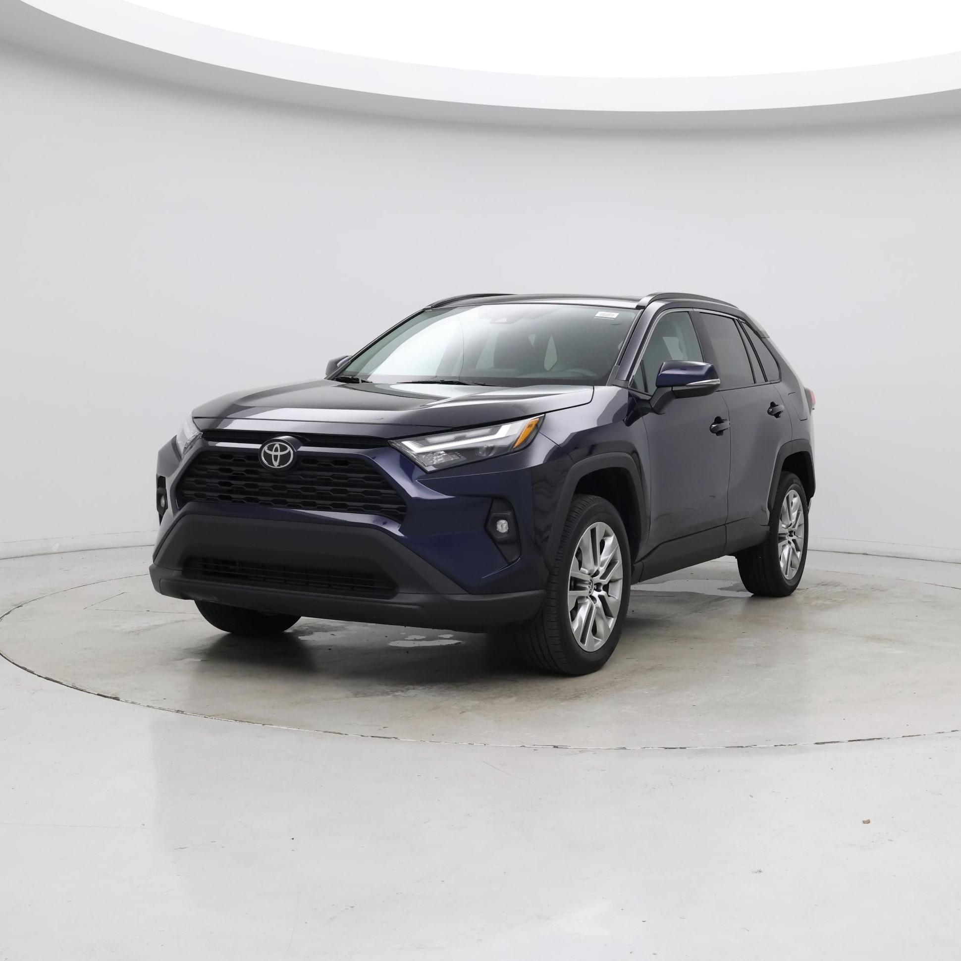 Thumbnail: 2022 Toyota RAV4 - 4