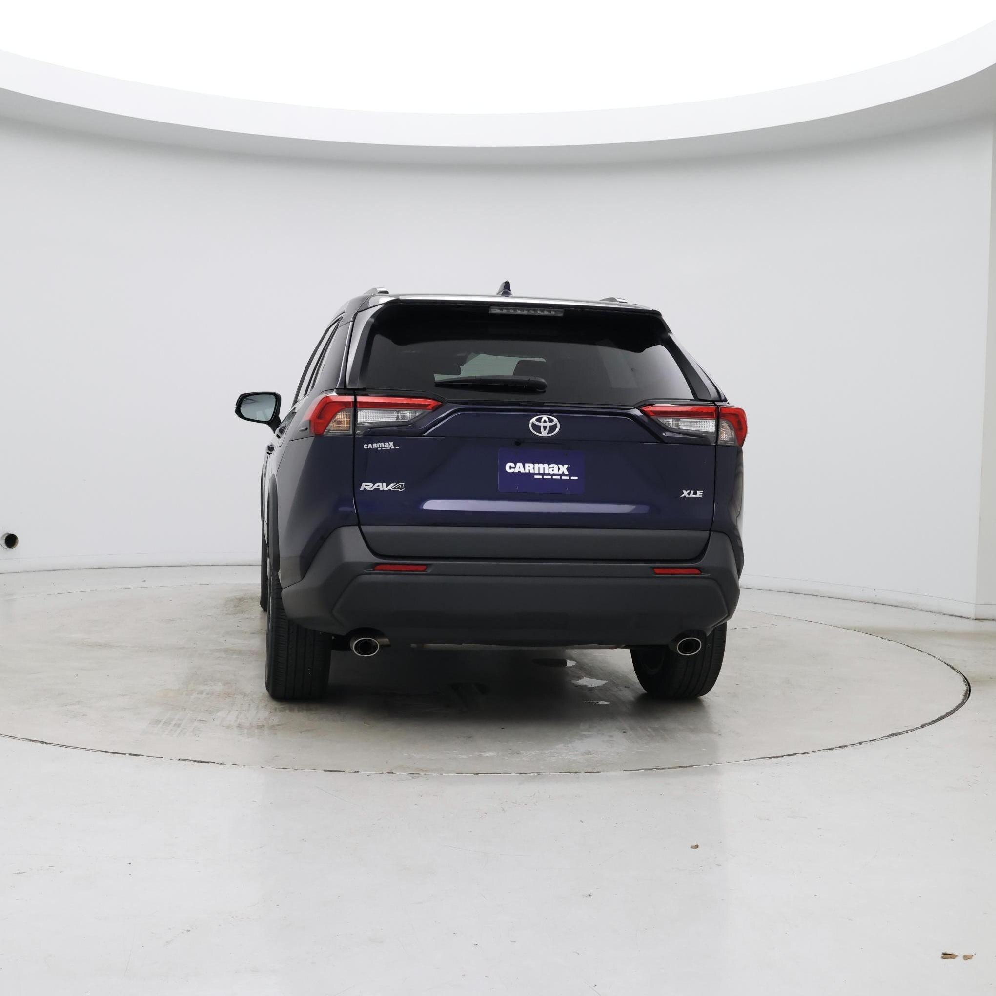 Thumbnail: 2022 Toyota RAV4 - 6
