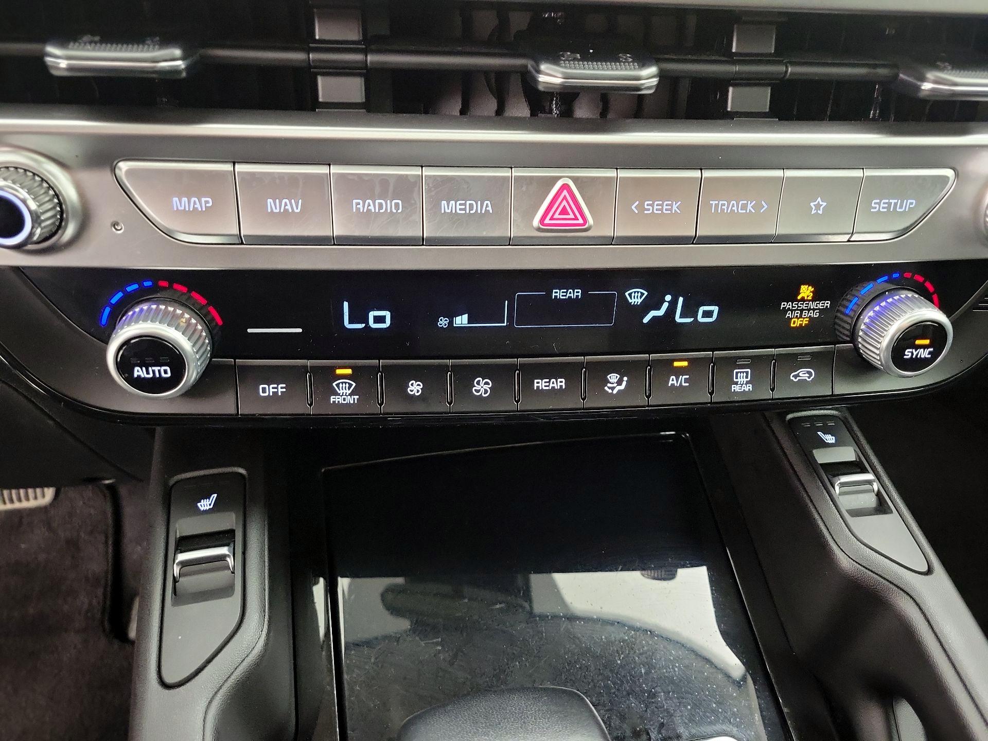 Thumbnail: 2025 Kia Telluride - 17