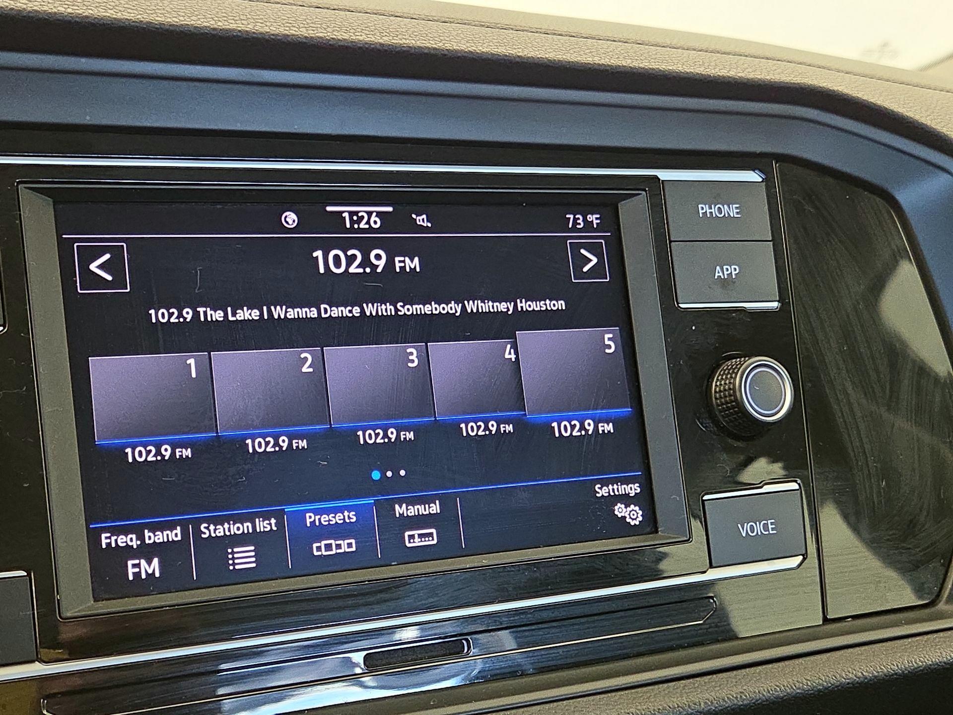 Thumbnail: 2023 Volkswagen Jetta - 15