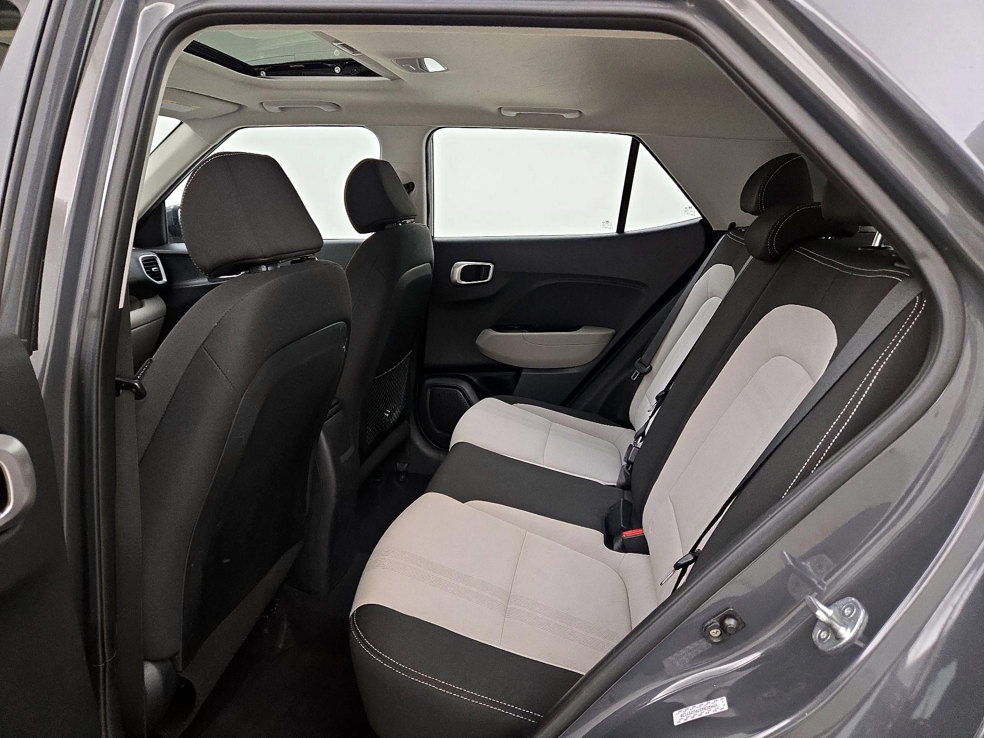 Thumbnail: 2023 Hyundai Venue - 20