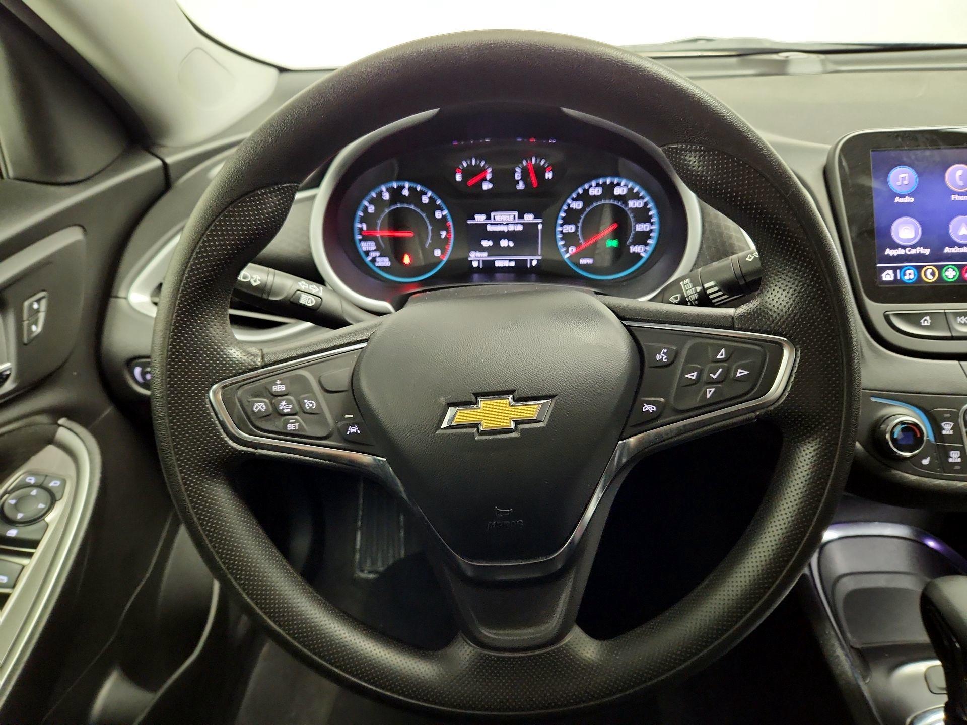 Thumbnail: 2023 Chevrolet Malibu - 10