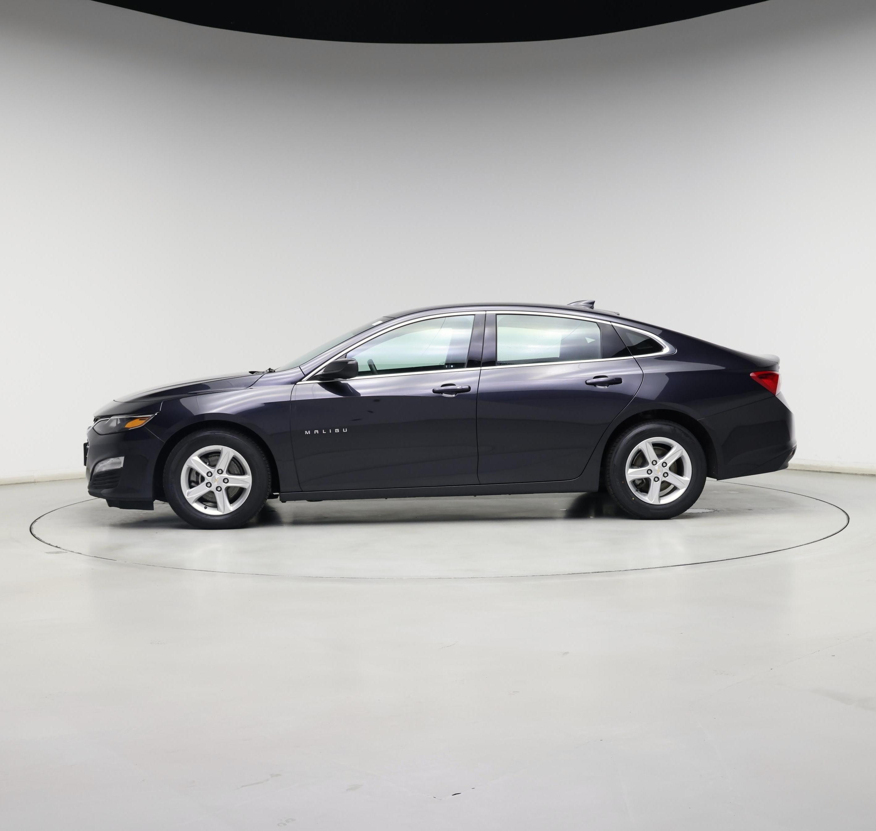 Thumbnail: 2023 Chevrolet Malibu - 3