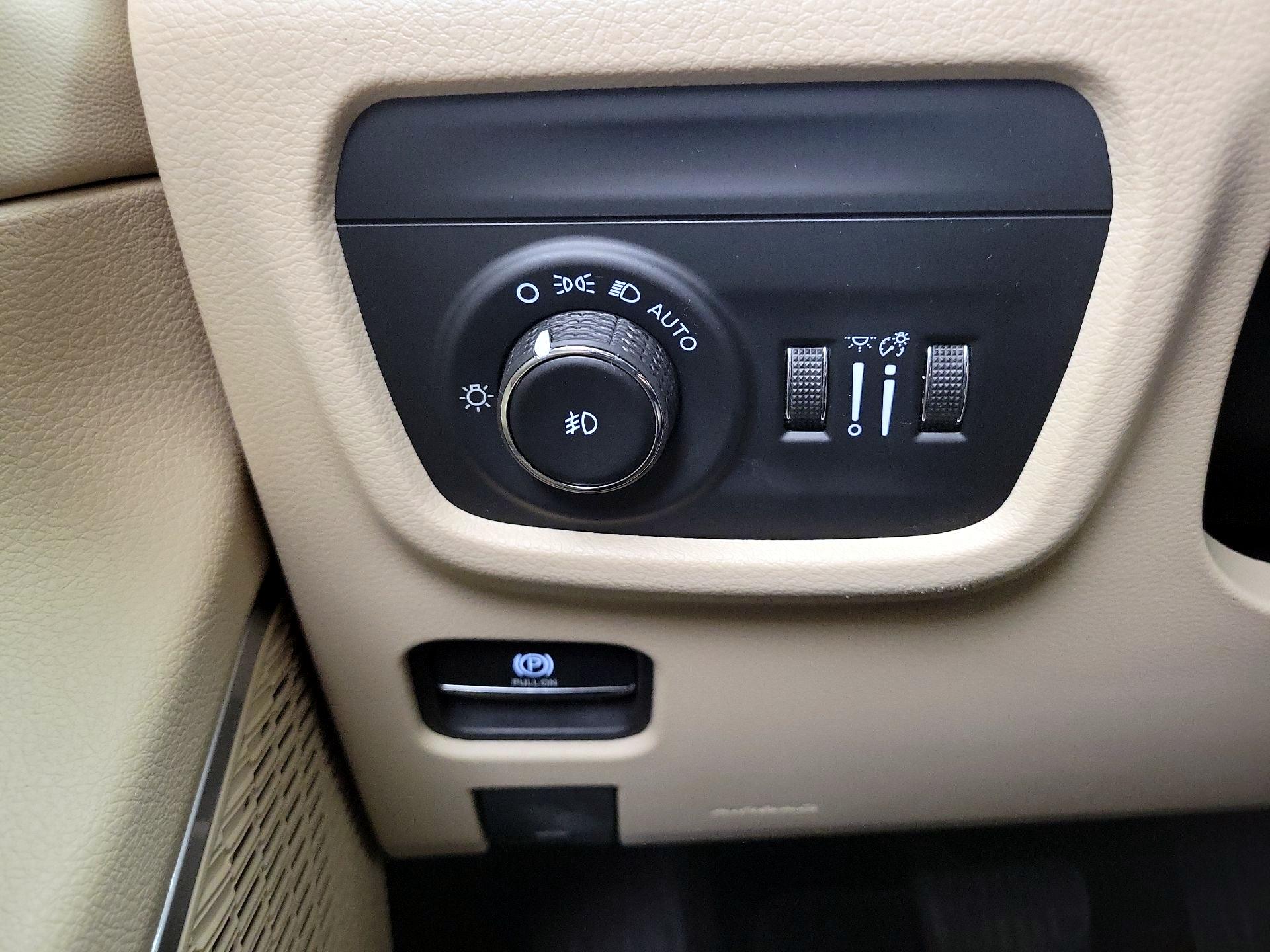 Thumbnail: 2022 Jeep Grand Cherokee L - 13