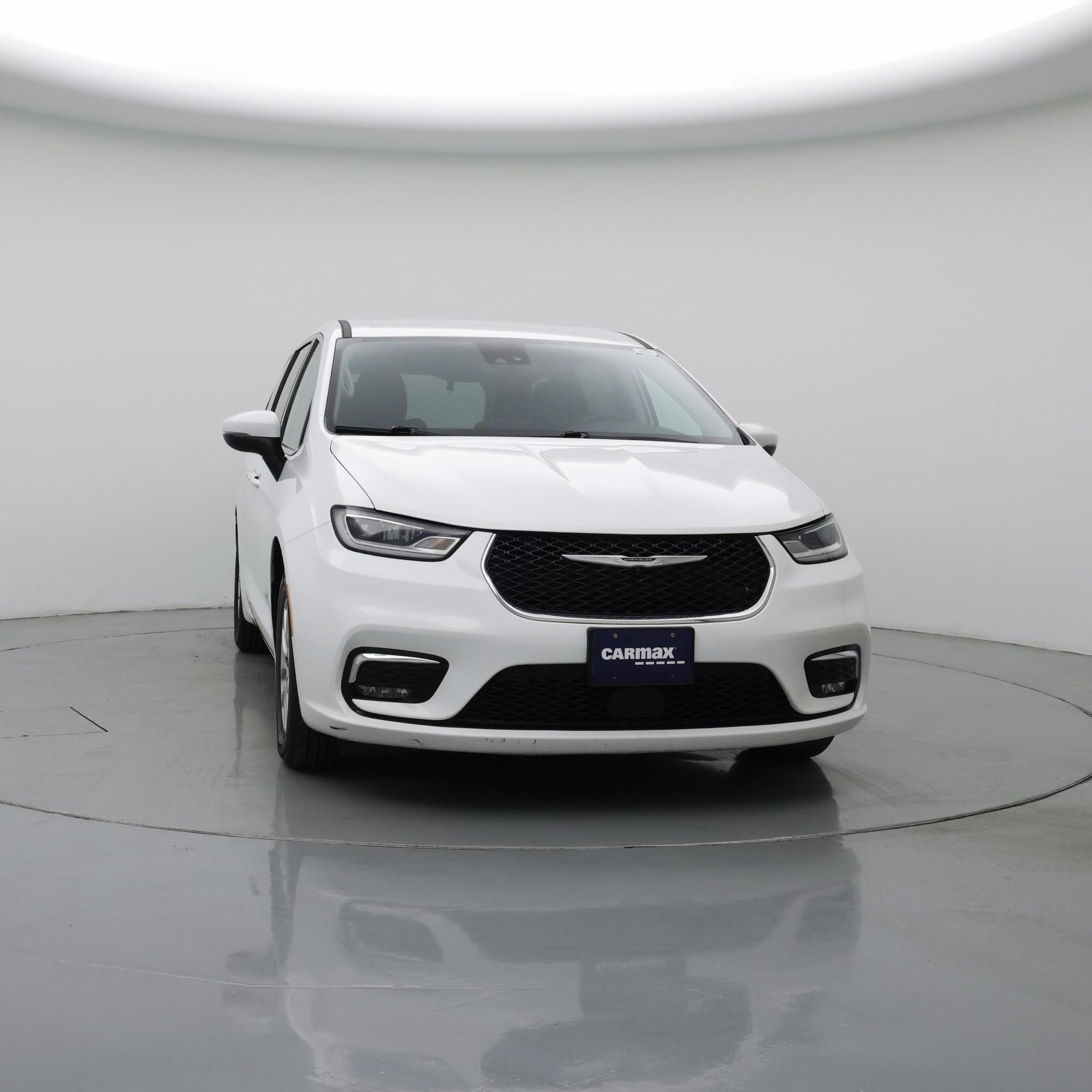 Thumbnail: 2023 Chrysler Pacifica - 5