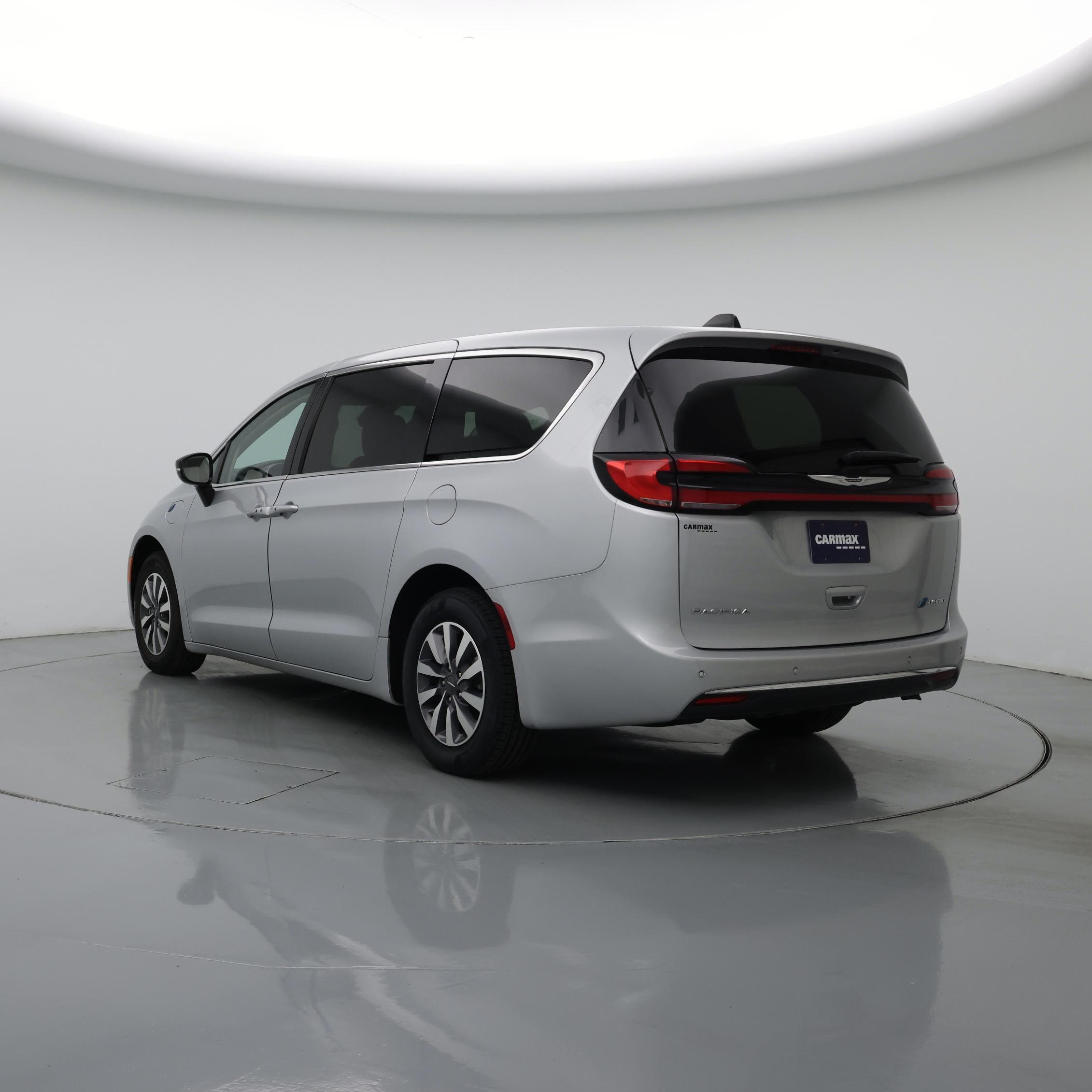 Thumbnail: 2024 Chrysler Pacifica - 2